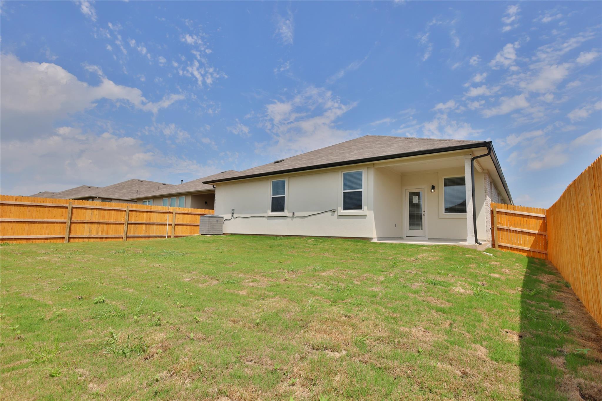 132 Mackinac Ln, Georgetown, TX 78626