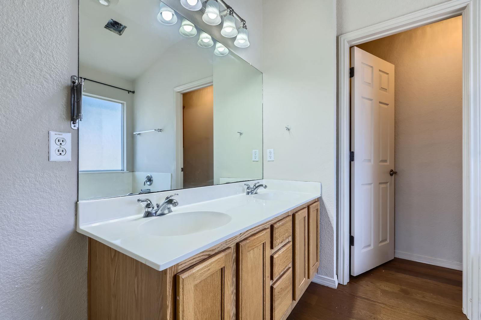 1714 Candelaria Mesa Dr, Round Rock, TX 78664