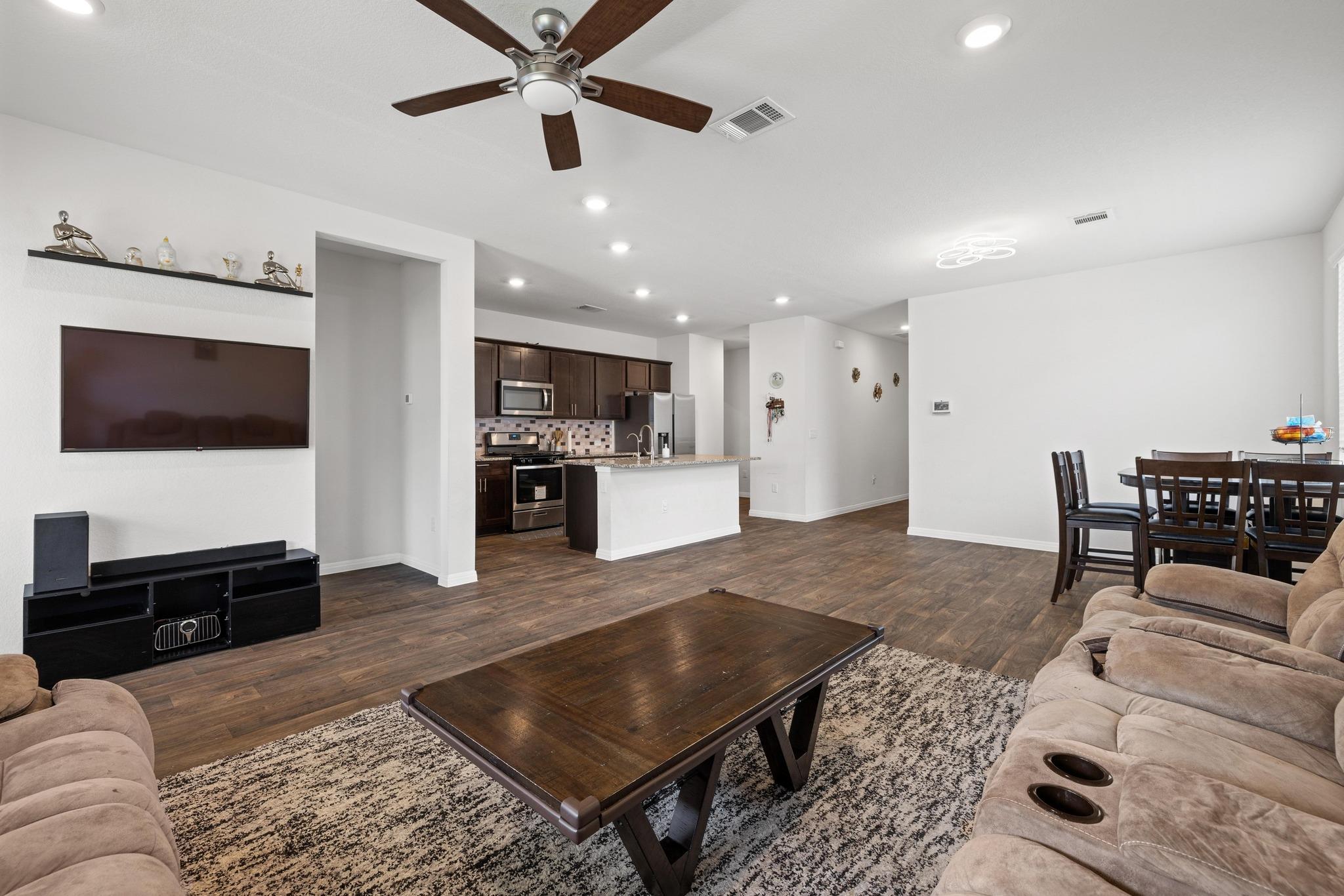 808 Cade Cv, Georgetown, TX 78626