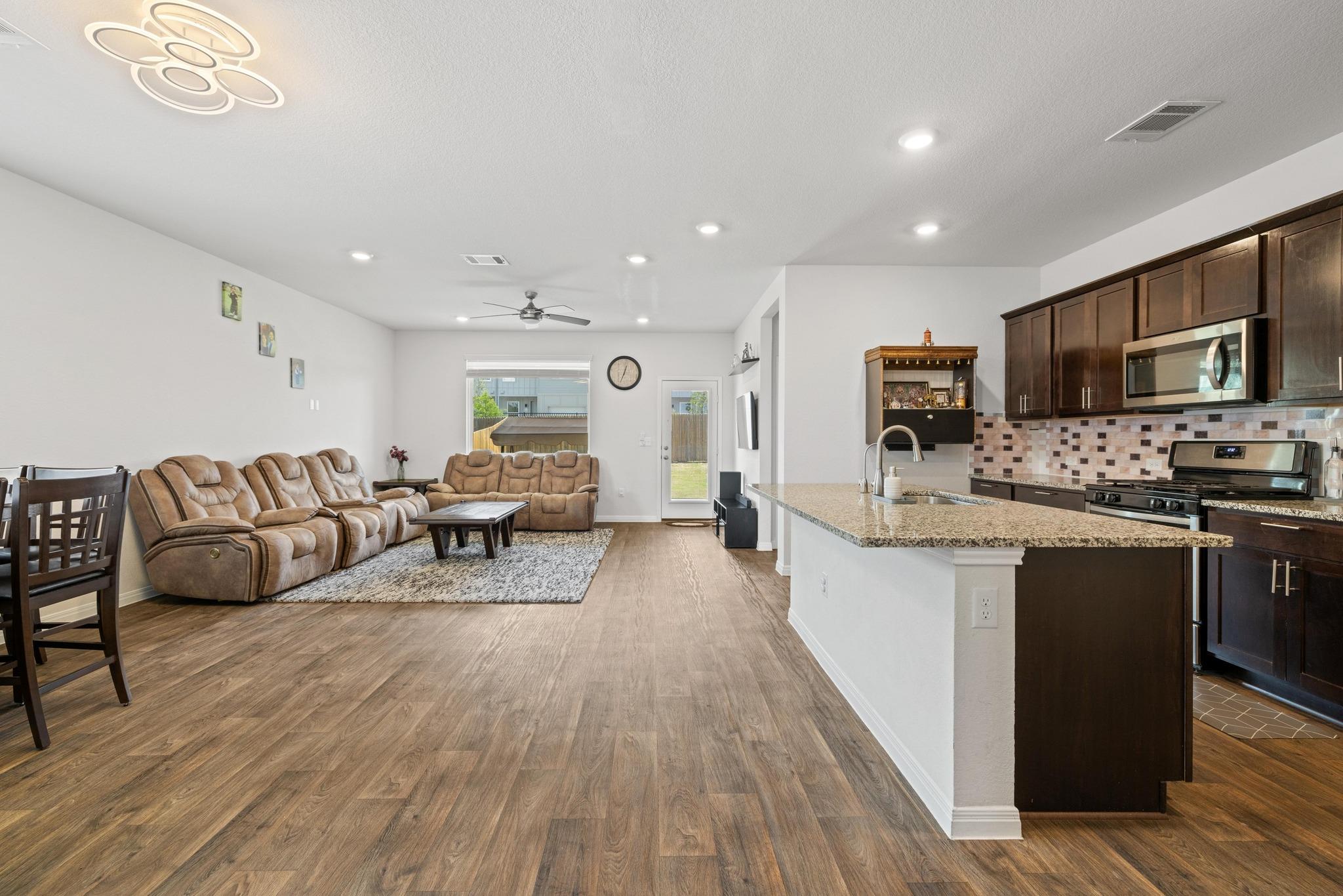 808 Cade Cv, Georgetown, TX 78626