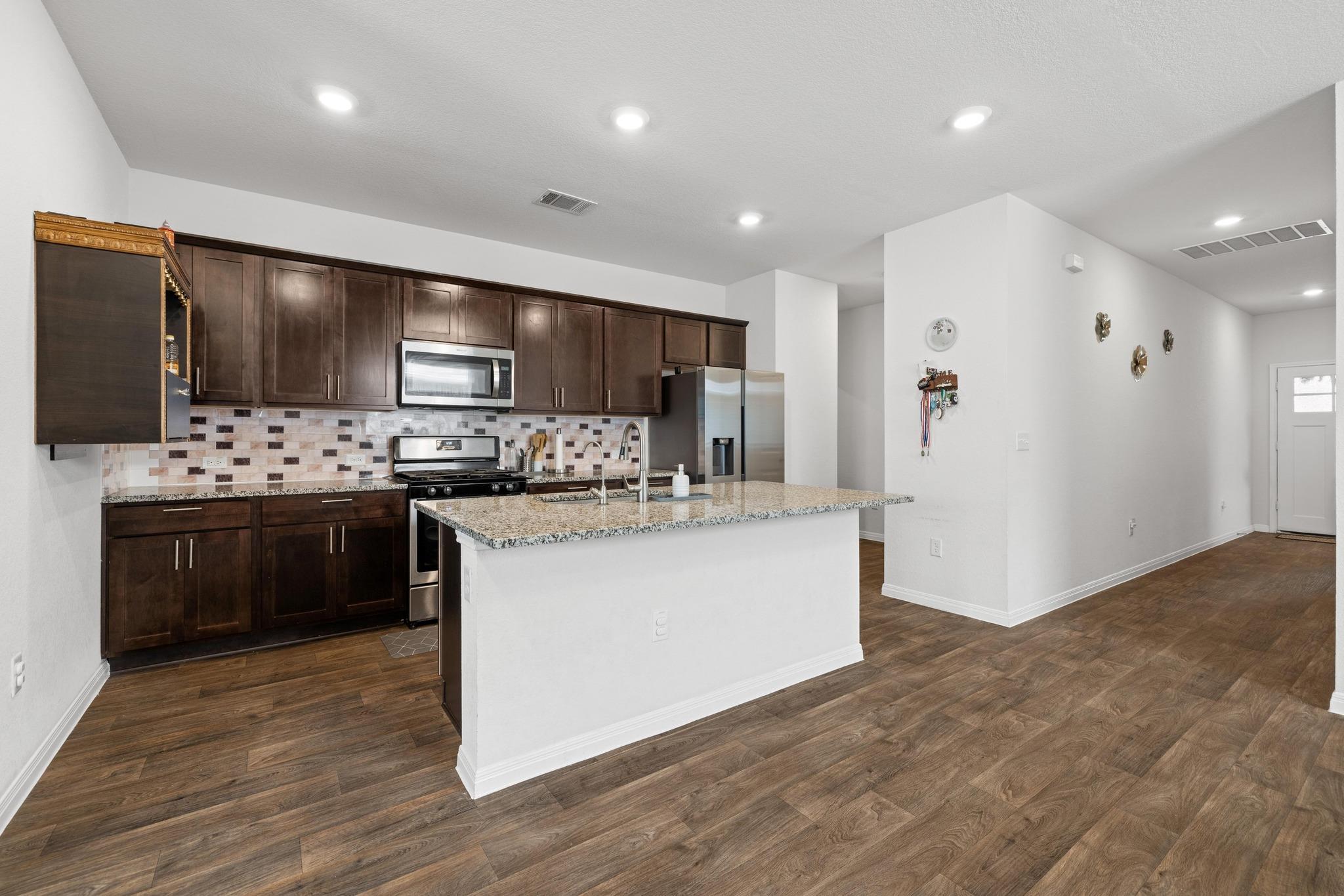 808 Cade Cv, Georgetown, TX 78626