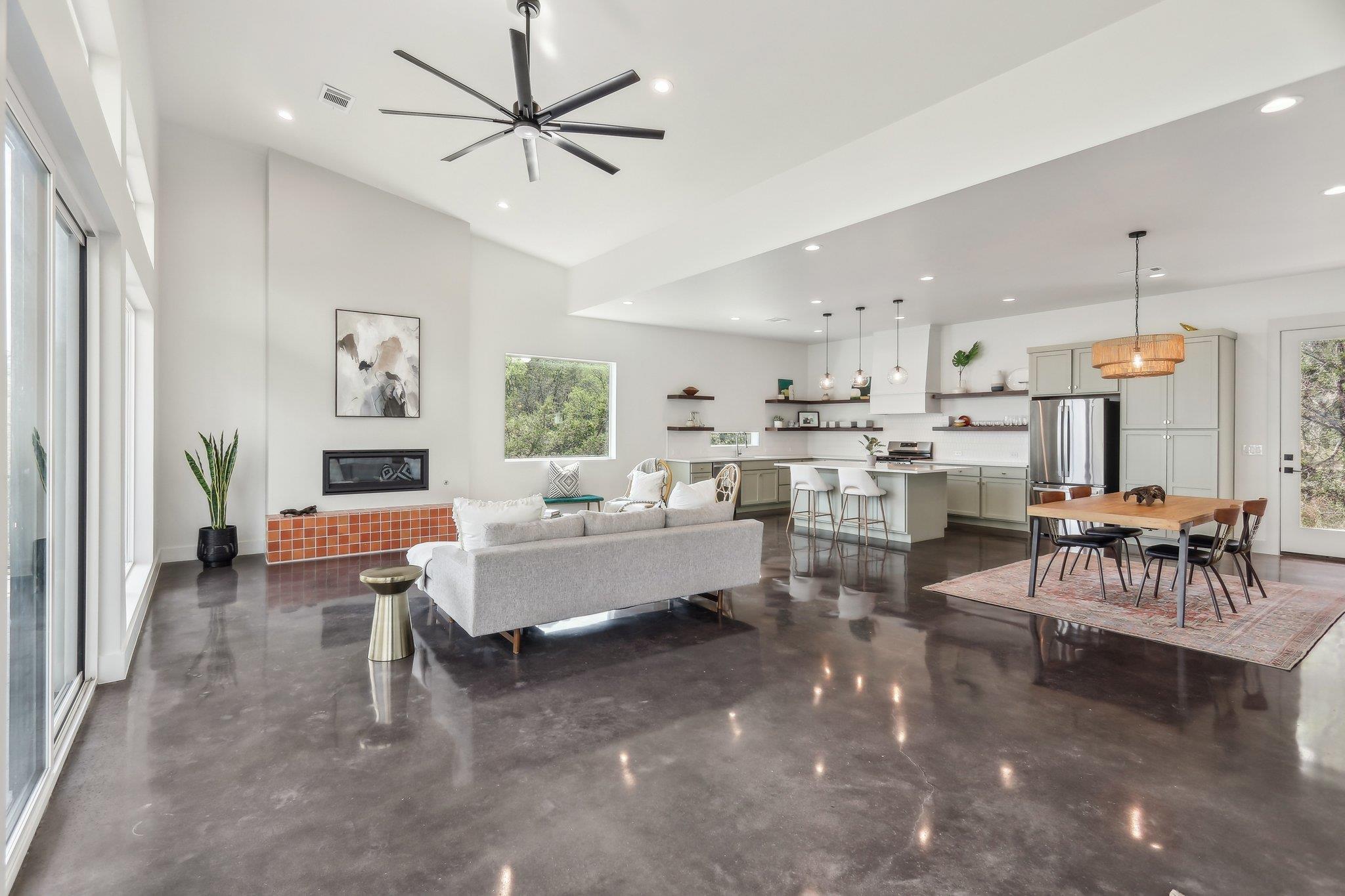 1680 Hickory Creek Rd, Marble Falls, TX 78654