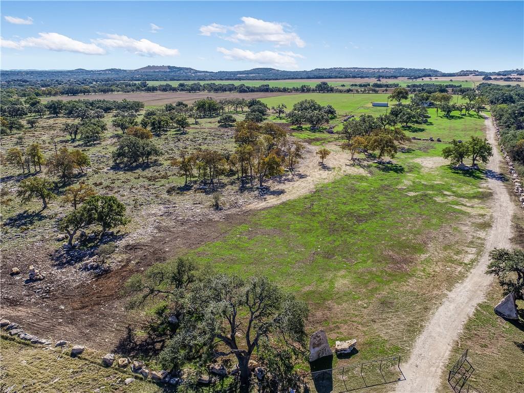 788 Clarence Jacoby Rd, Fredericksburg, TX 78624