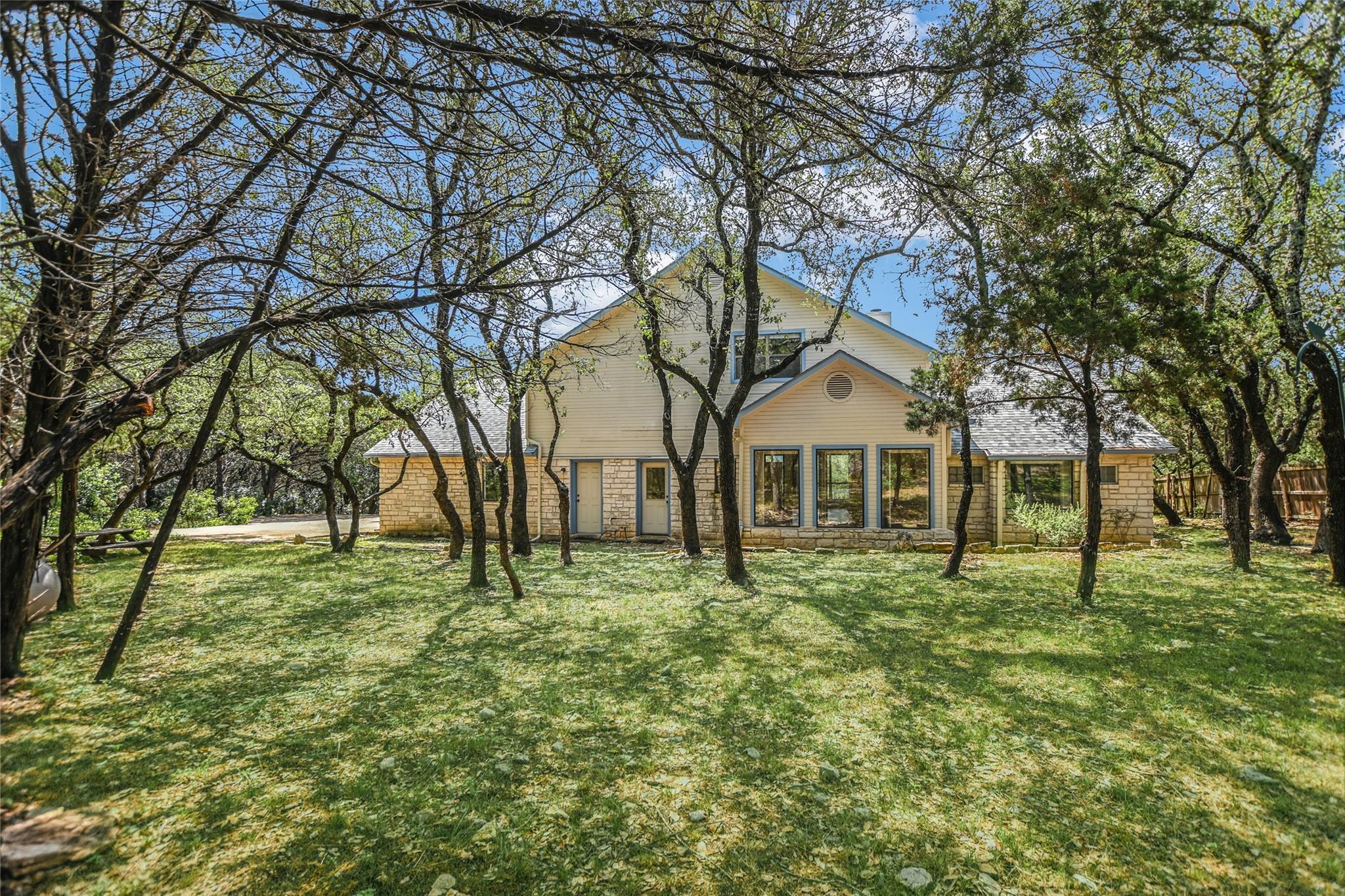 264 Hill Country Trl, Wimberley, TX 78676