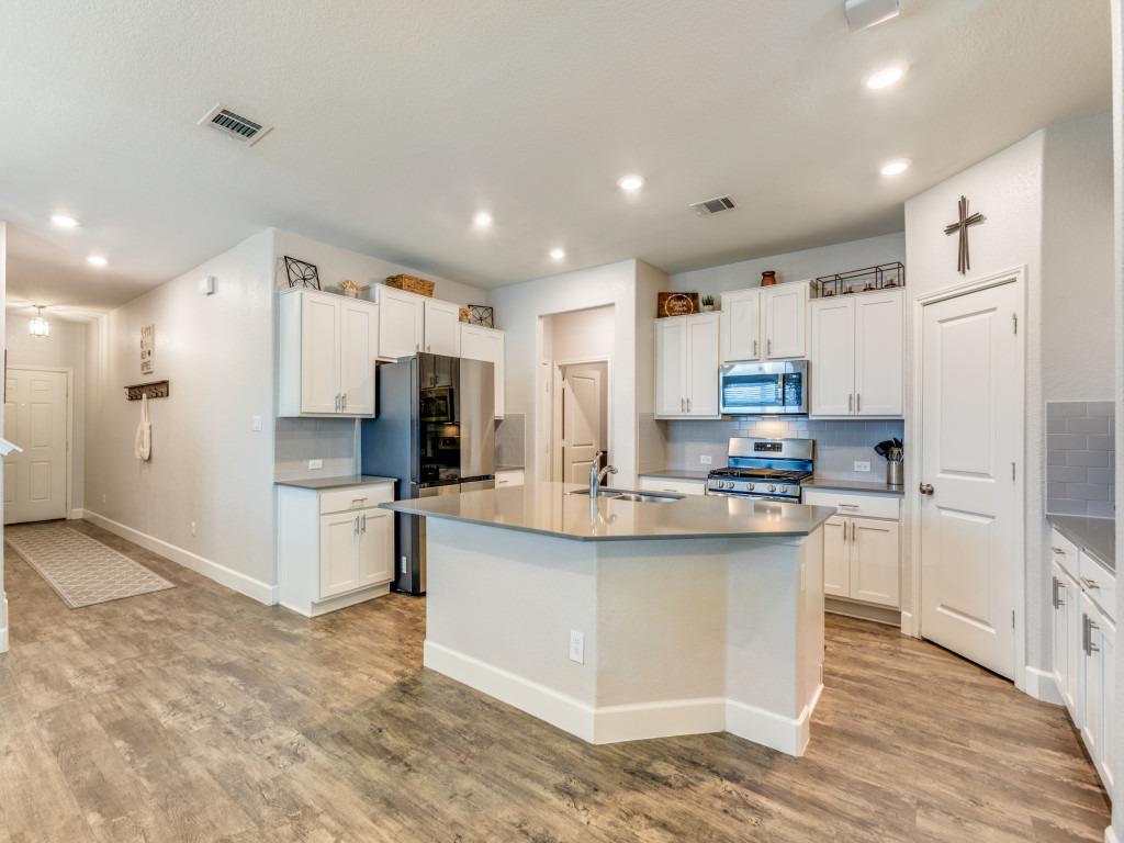 1329 Nokota Bnd, Georgetown, TX 78626