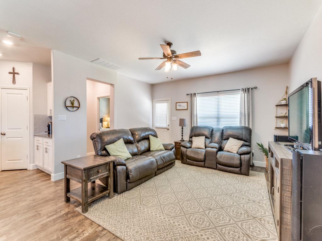 1329 Nokota Bnd, Georgetown, TX 78626