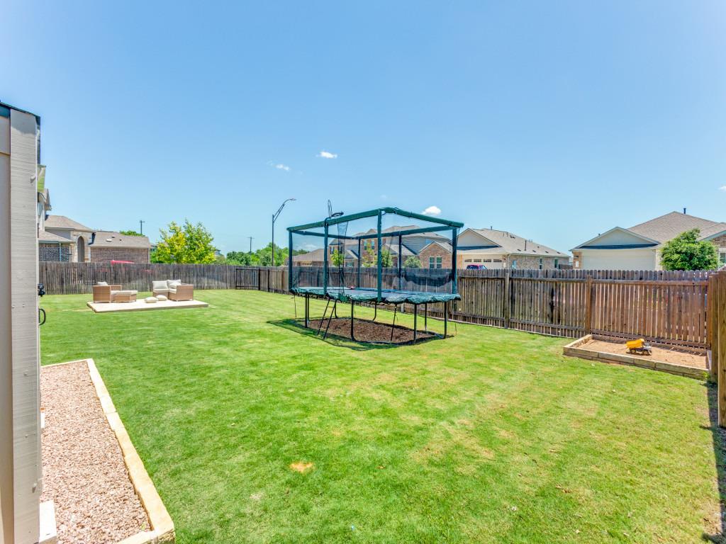 1329 Nokota Bnd, Georgetown, TX 78626