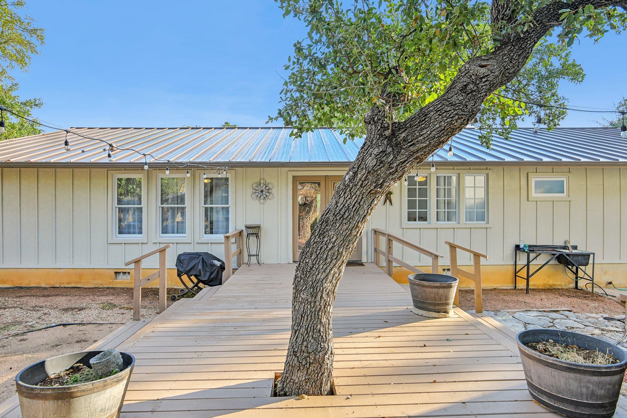 5604 Hudson Bend Rd, Austin, TX 78734