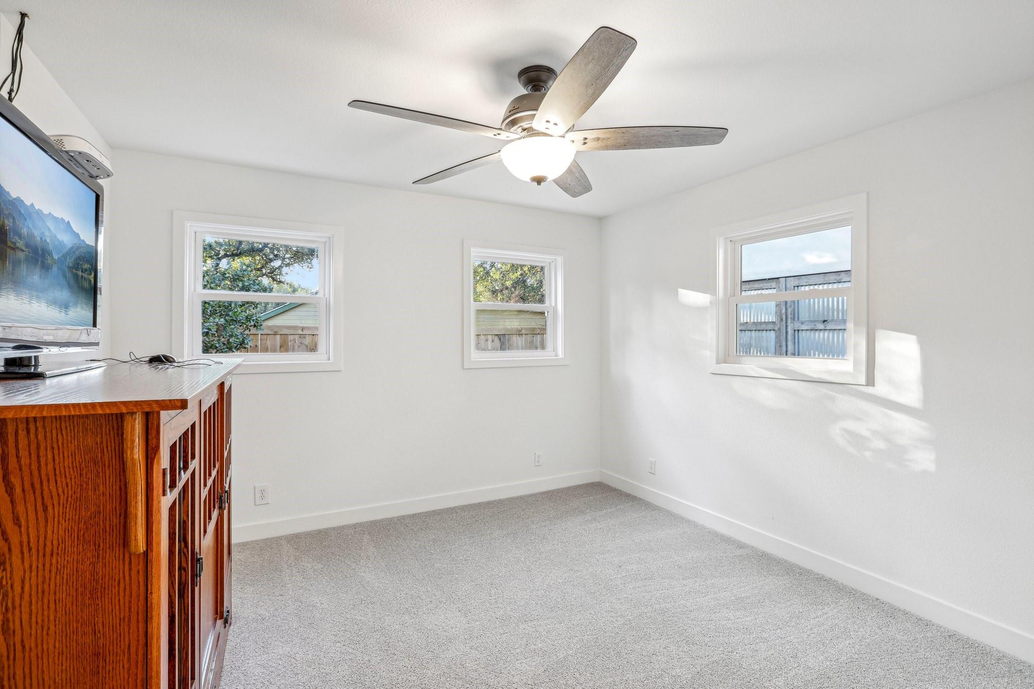 5604 Hudson Bend Rd, Austin, TX 78734