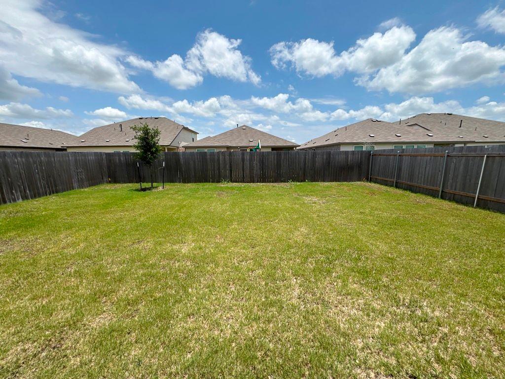 208 Magione St, Hutto, TX 78634