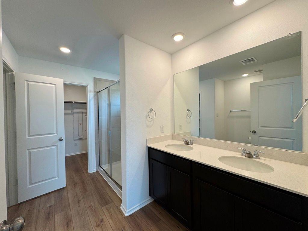208 Magione St, Hutto, TX 78634