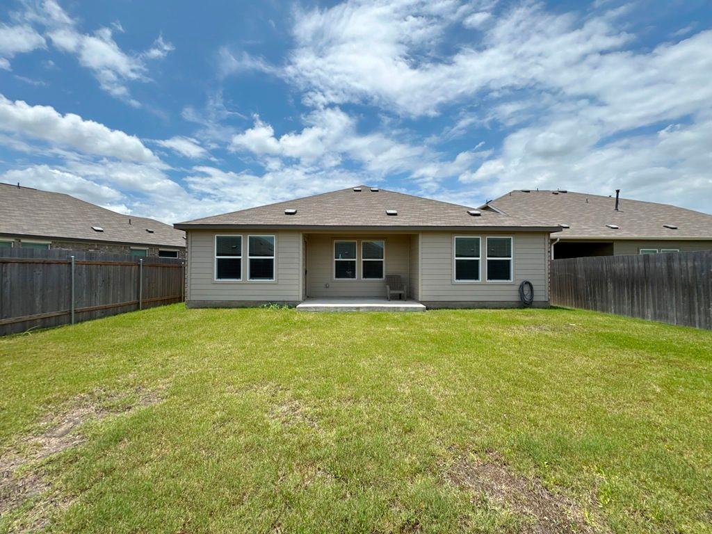 208 Magione St, Hutto, TX 78634