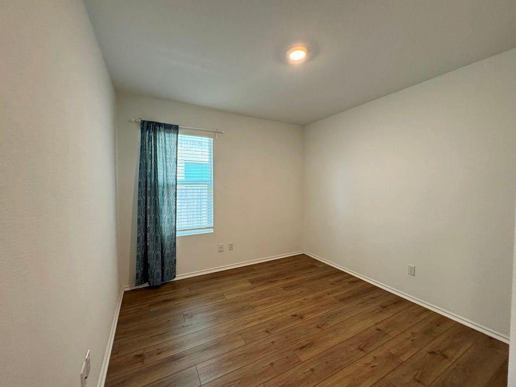 208 Magione St, Hutto, TX 78634