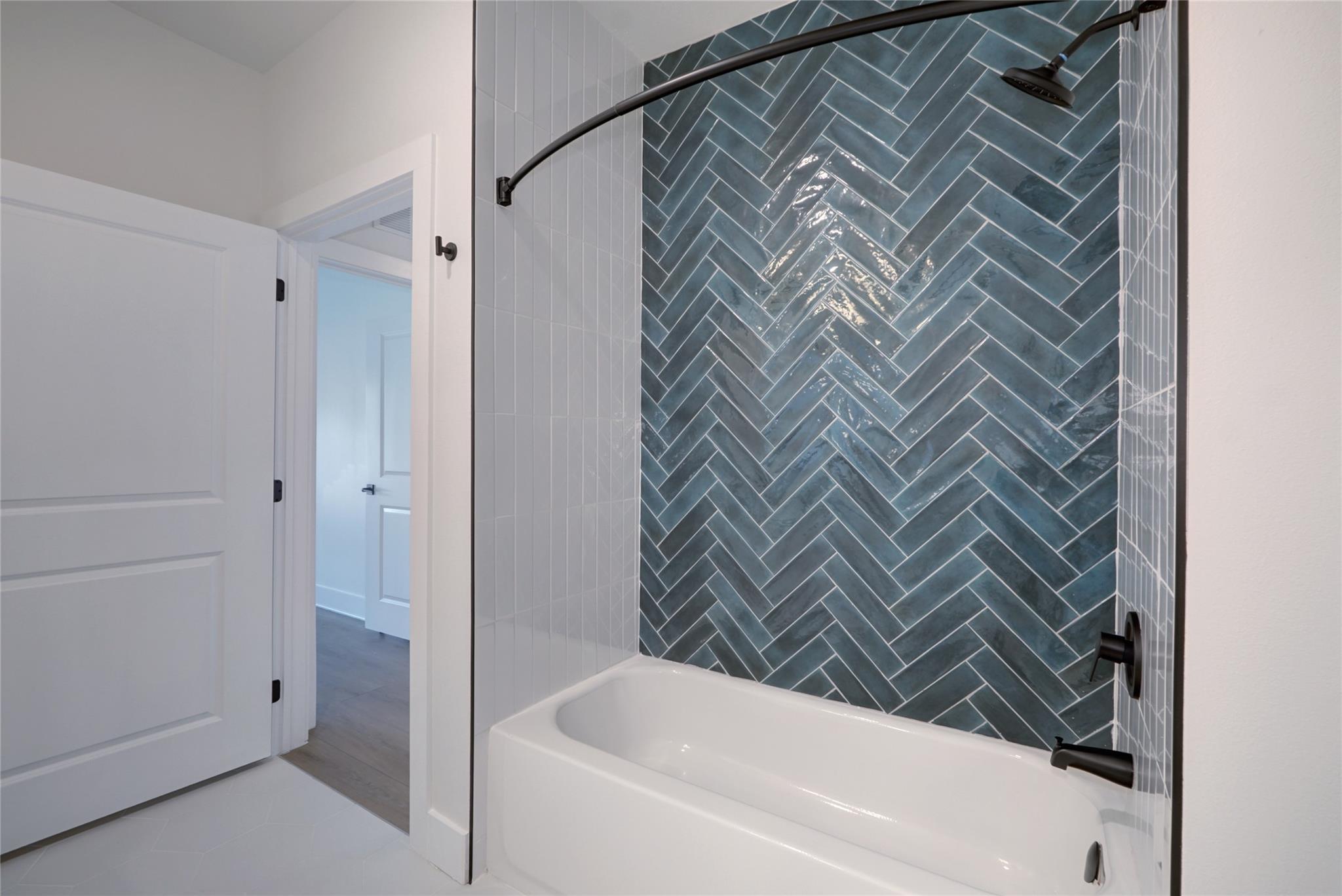 3000 Duval St # 102, Austin, TX 78705