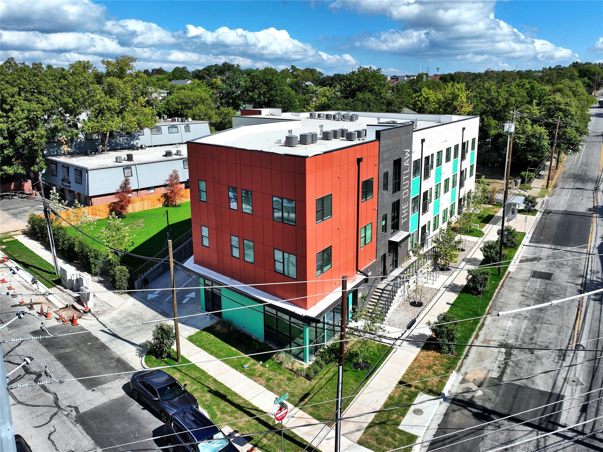 3000 Duval St # 102, Austin, TX 78705