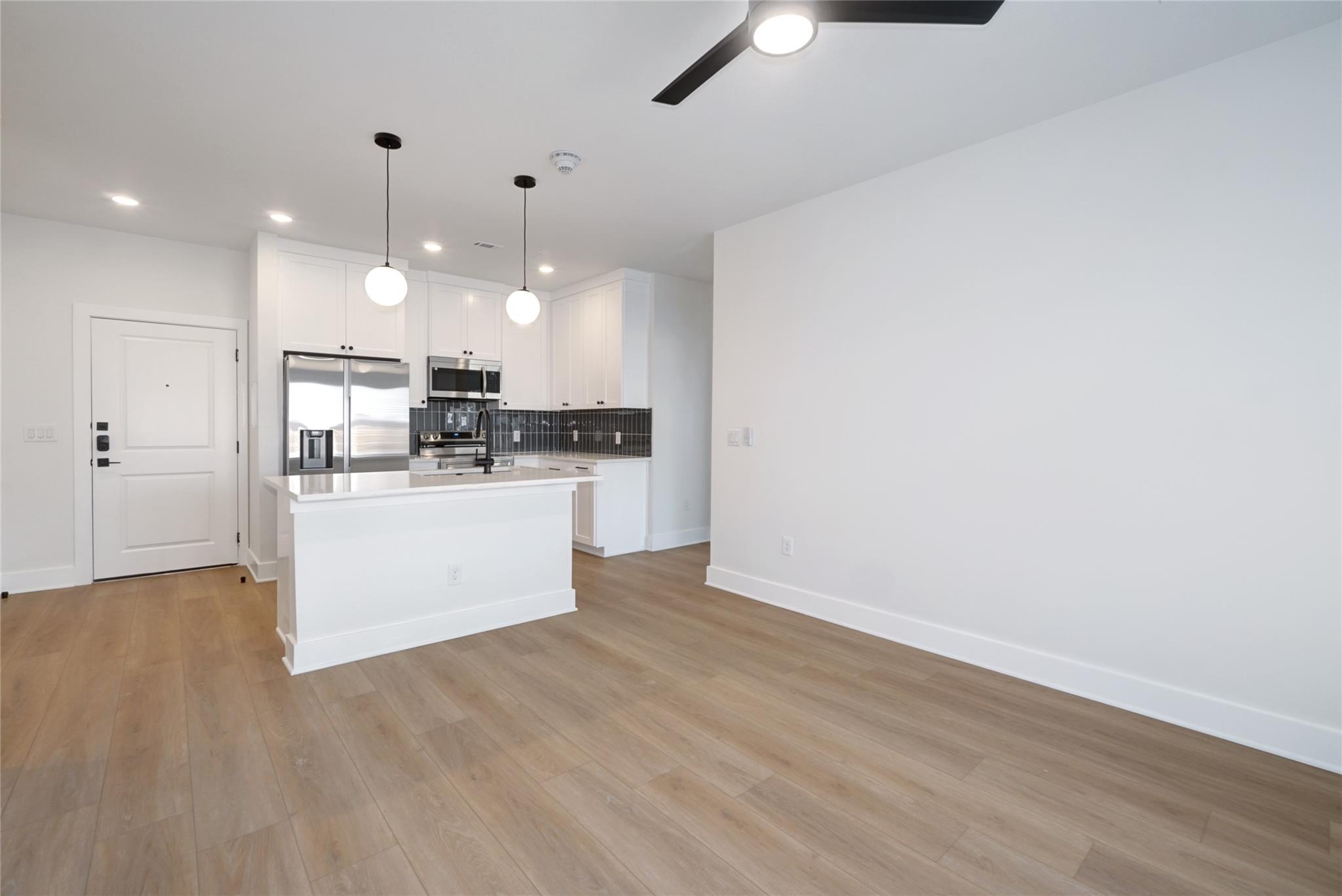 3000 Duval St # 102, Austin, TX 78705