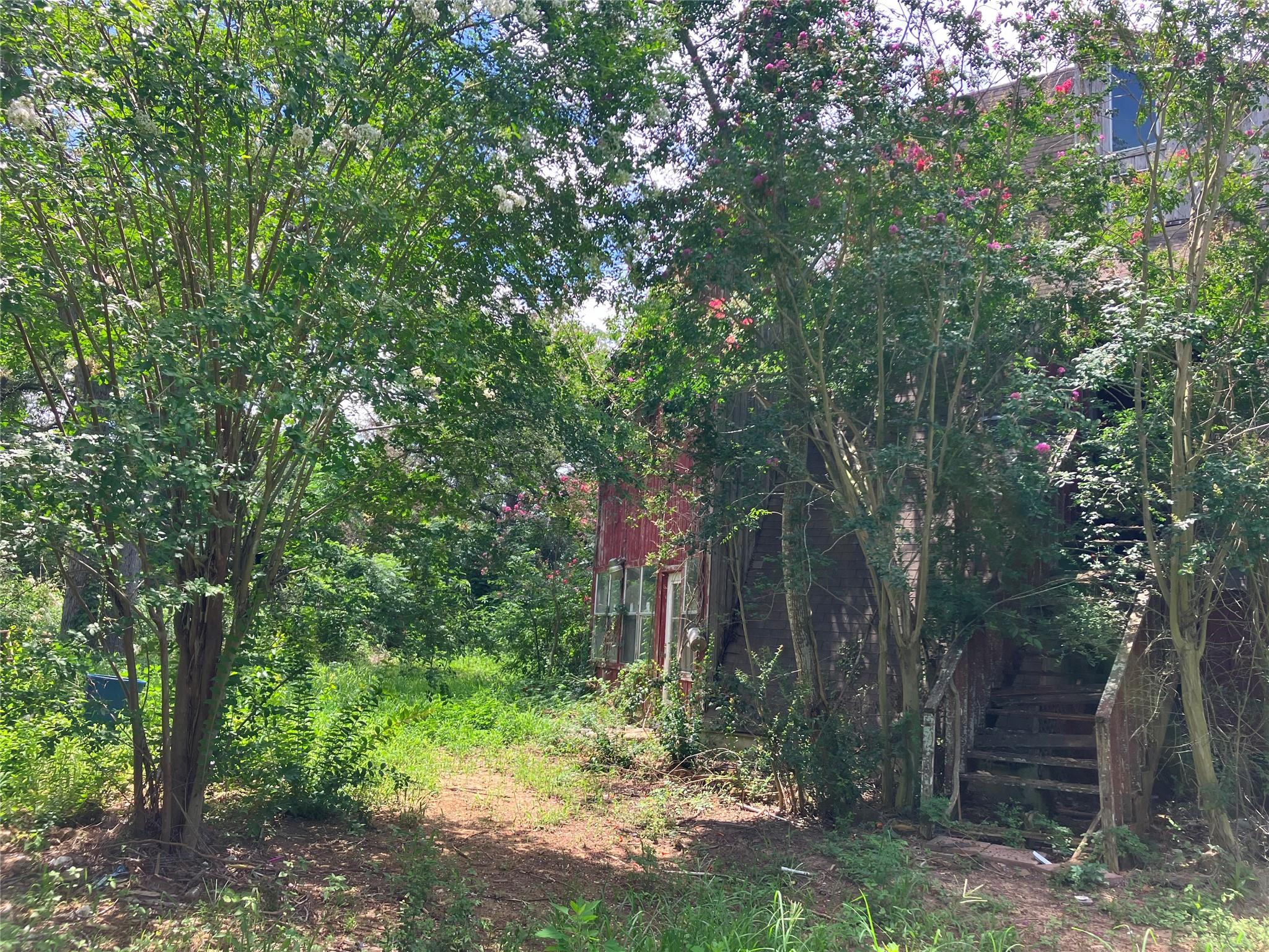 693 Saint Mary's Rd, Rosanky, TX 78953