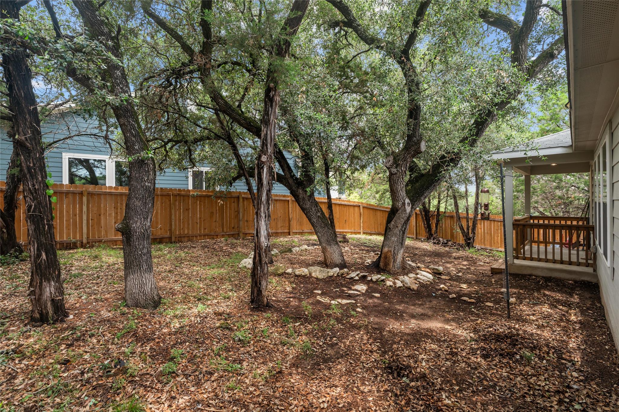 2612 American Dr, Lago Vista, TX 78645