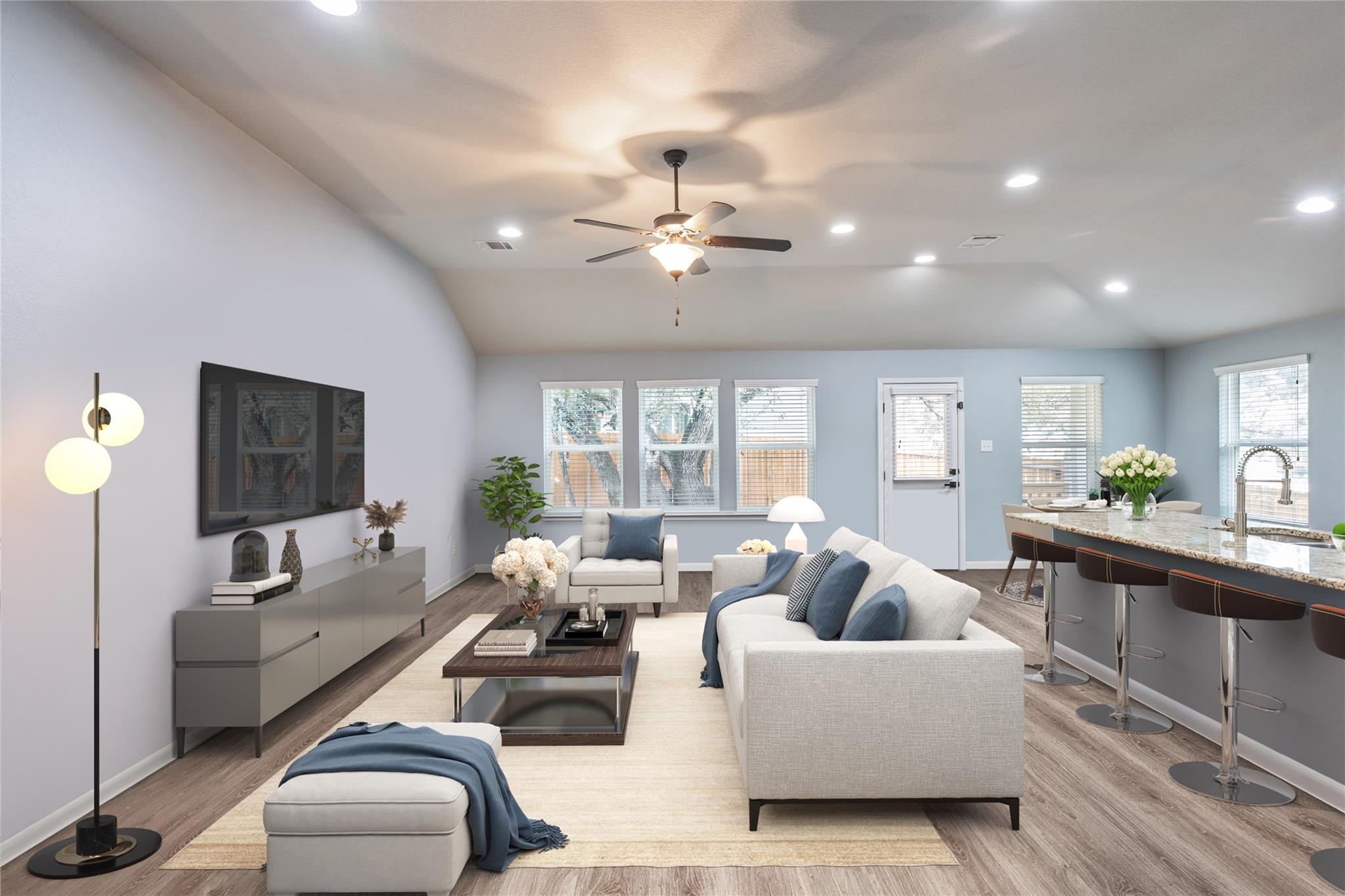 2612 American Dr, Lago Vista, TX 78645