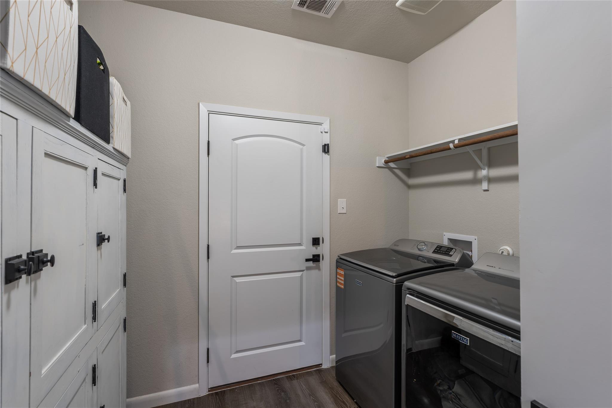 2612 American Dr, Lago Vista, TX 78645