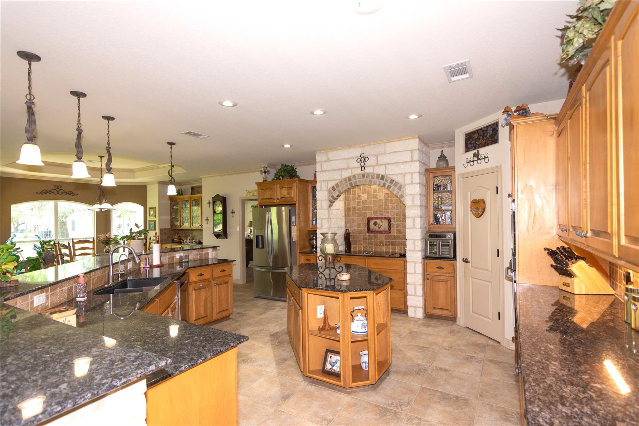 1265 Mourning Dove Ct, Salado, TX 76571