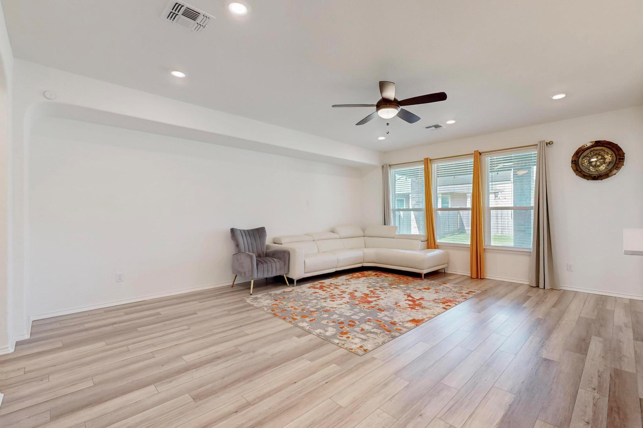 1221 Volente Ln, Leander, TX 78641