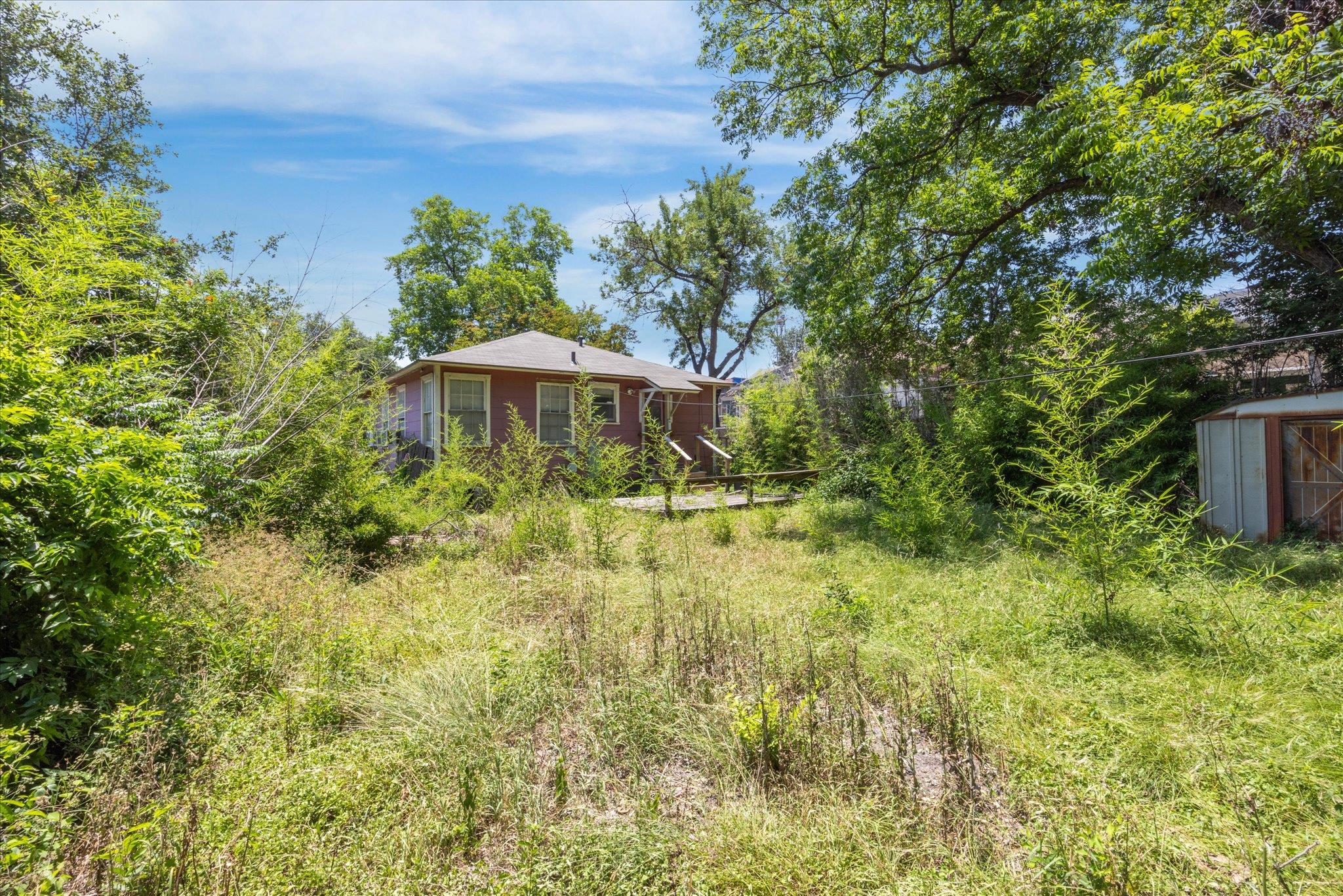 700 W North Loop Blvd, Austin, TX 78751