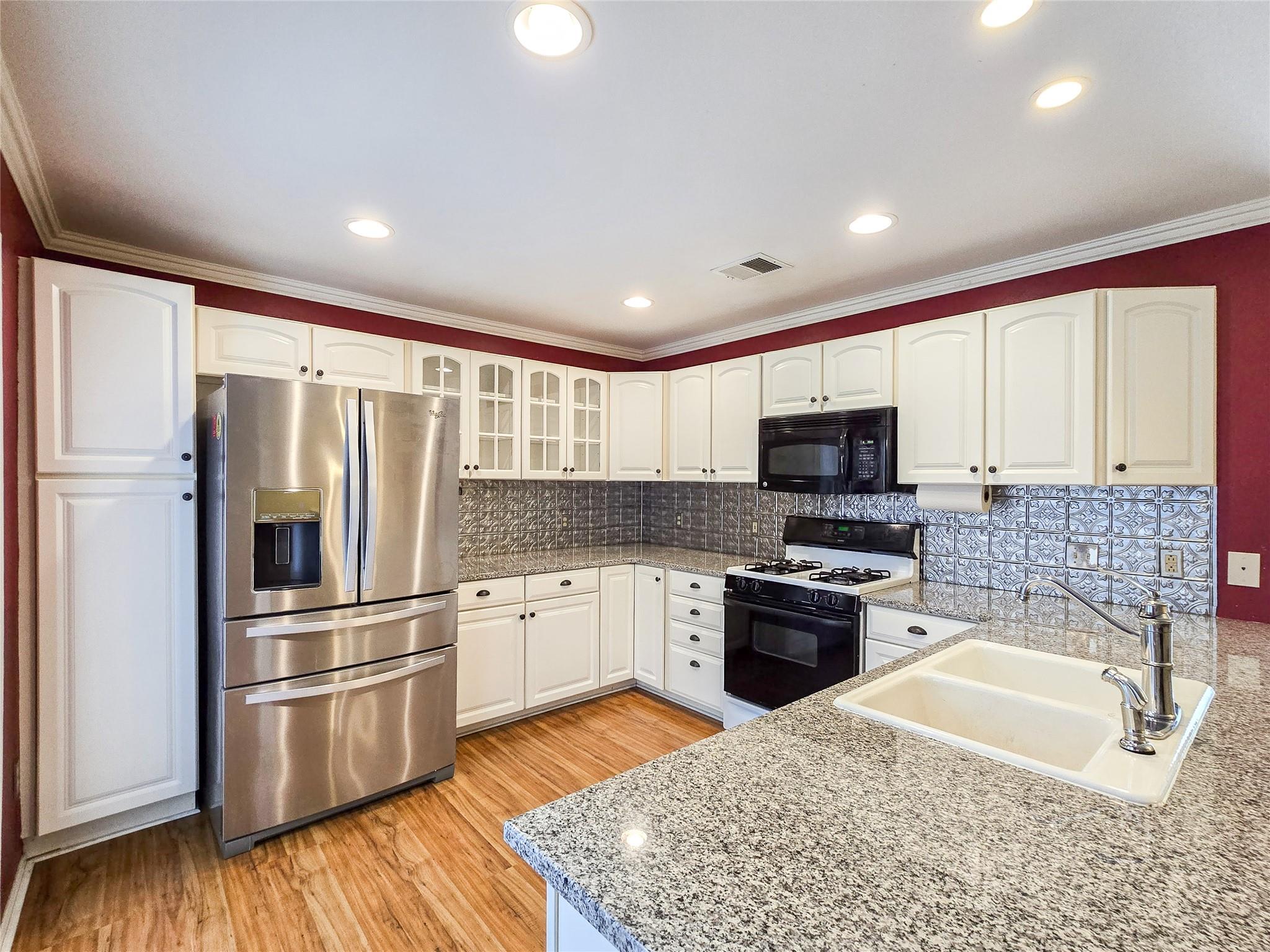 8330 Fathom Cir # 603, Austin, TX 78750