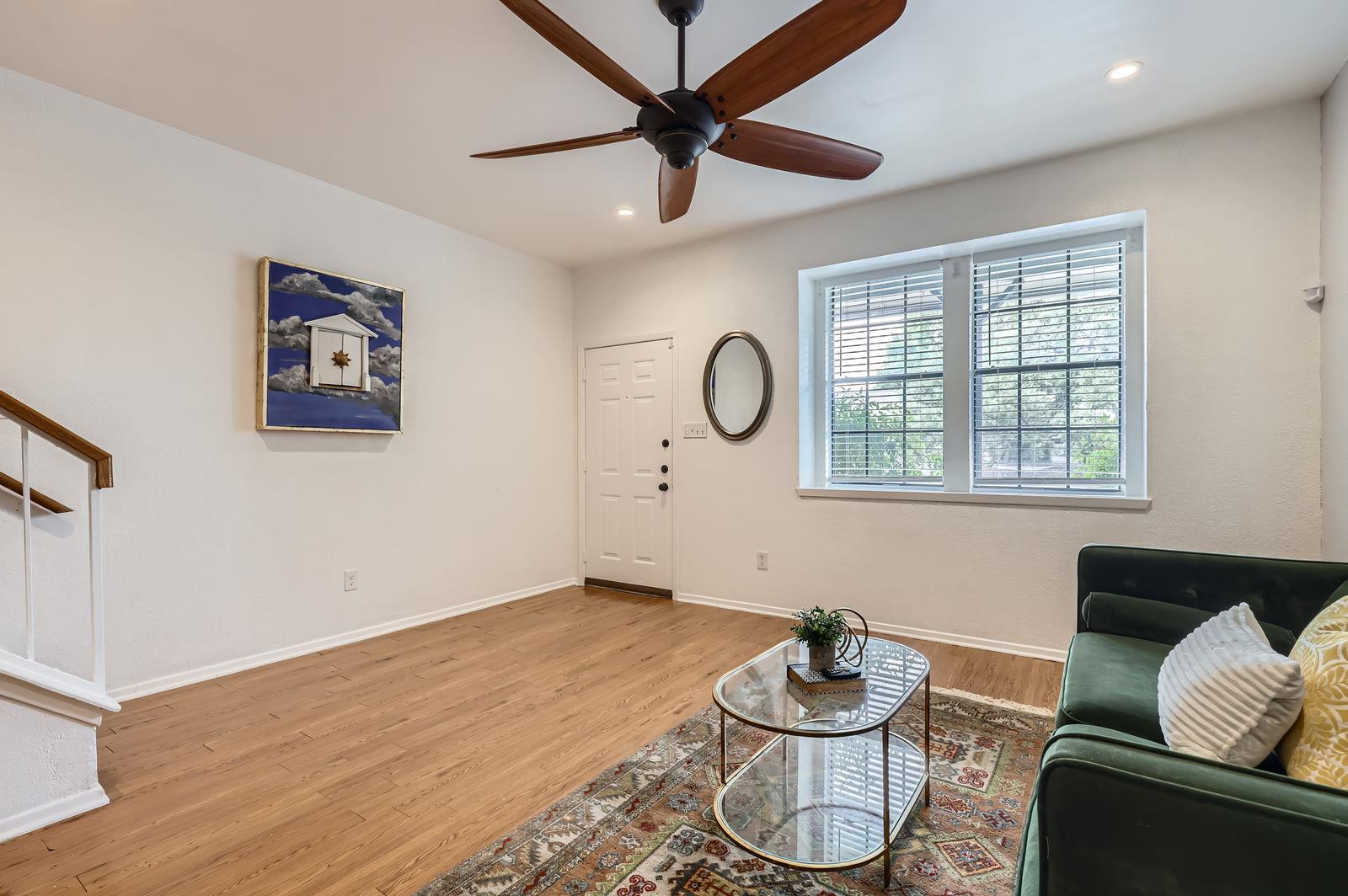 1411 Gracy Farms Ln # 113, Austin, TX 78758