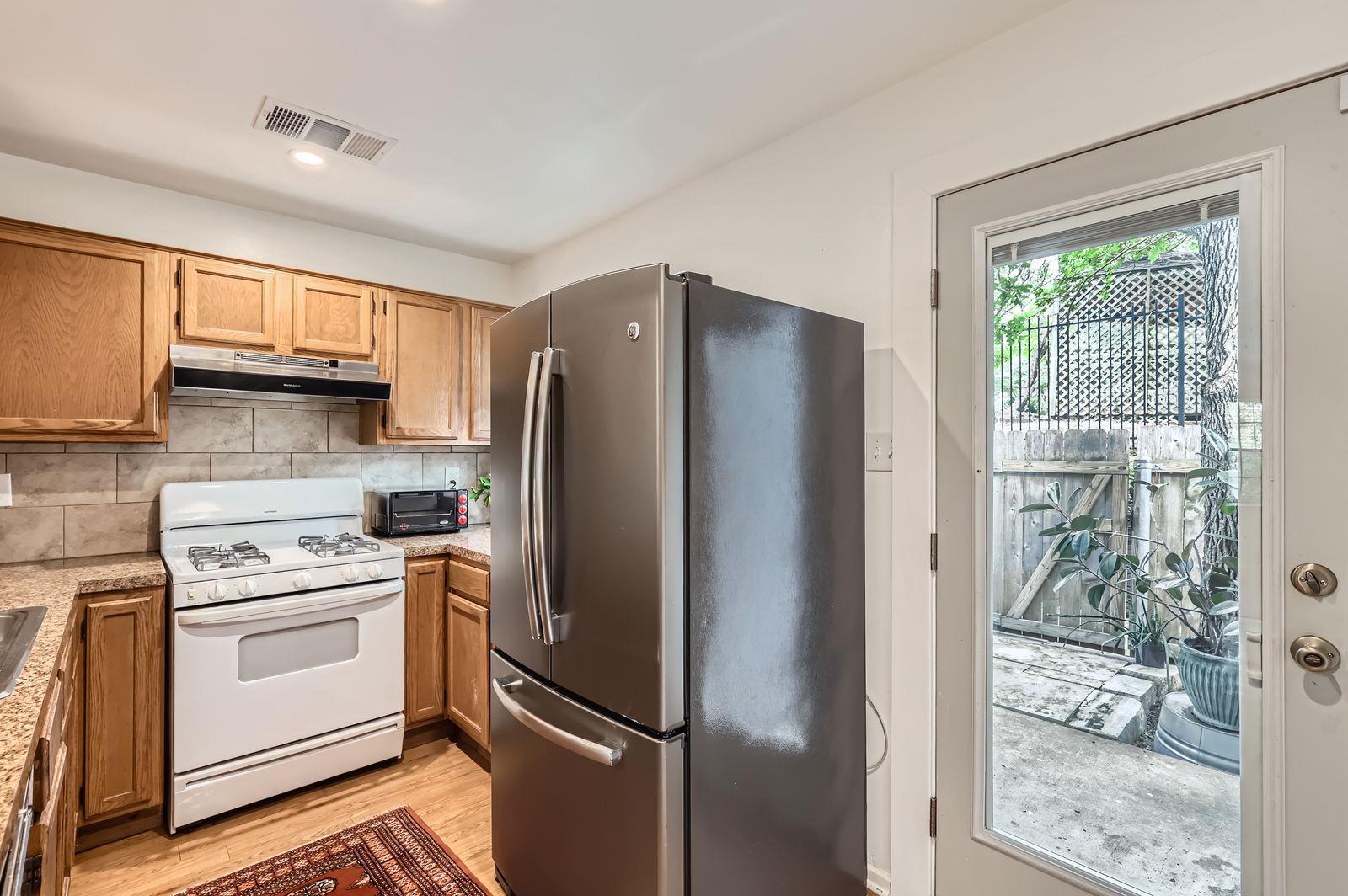 1411 Gracy Farms Ln # 113, Austin, TX 78758