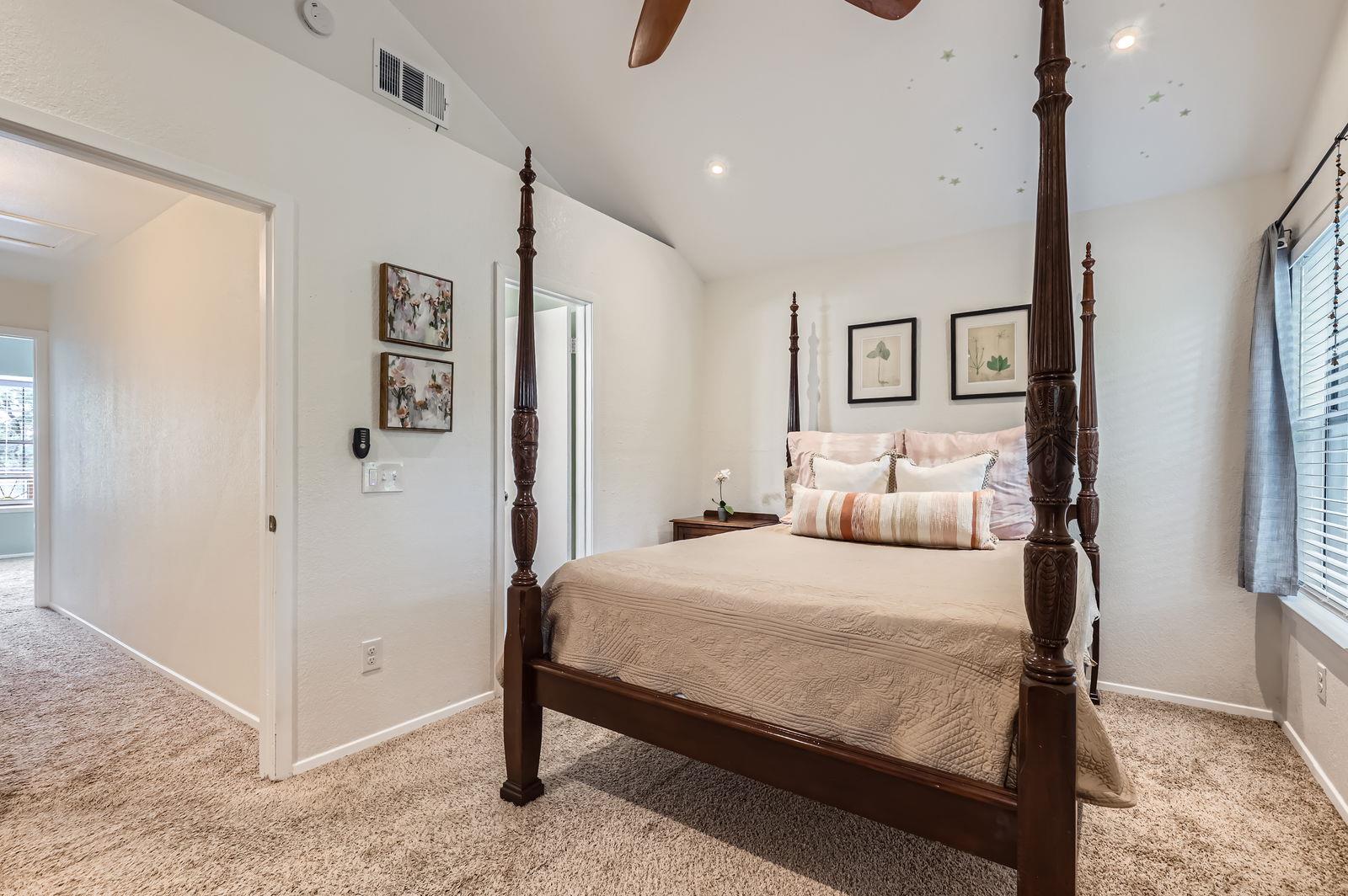 1411 Gracy Farms Ln # 113, Austin, TX 78758