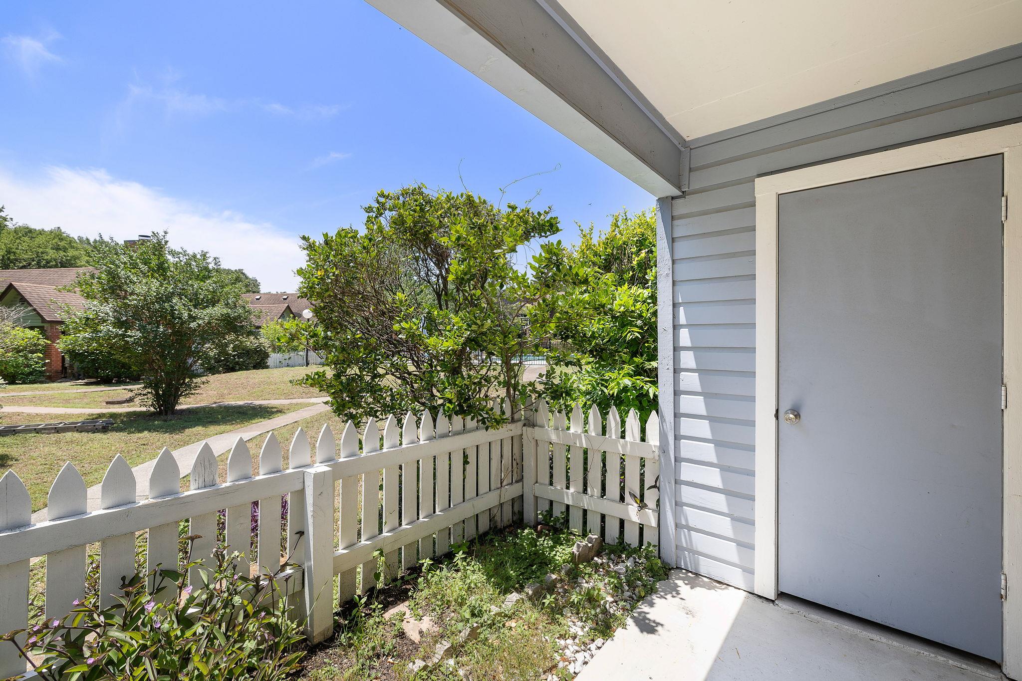 1601 Faro Dr # 303, Austin, TX 78741