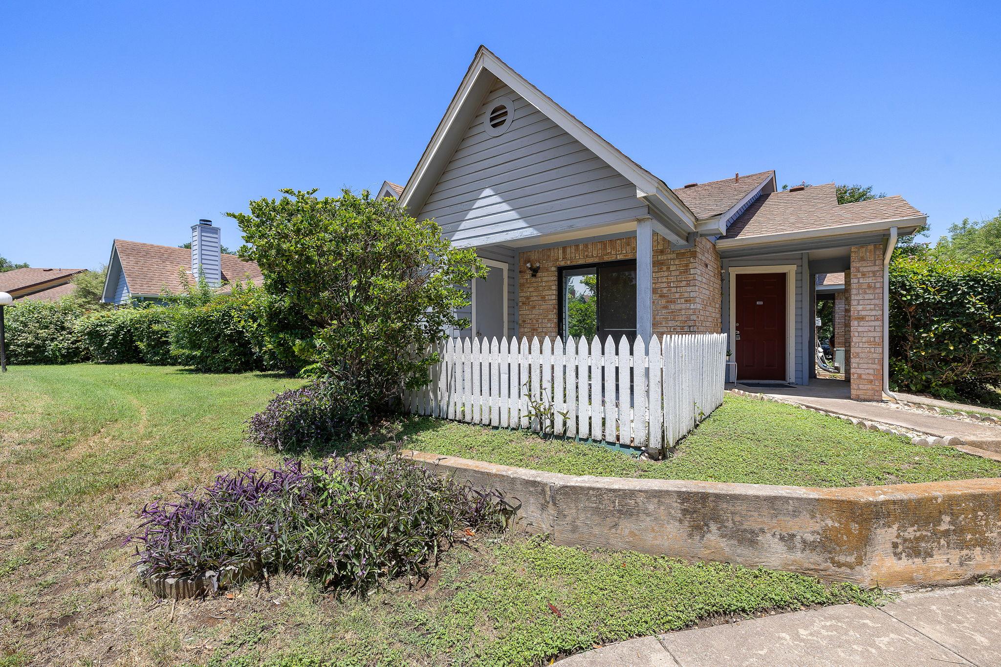 1601 Faro Dr # 303, Austin, TX 78741
