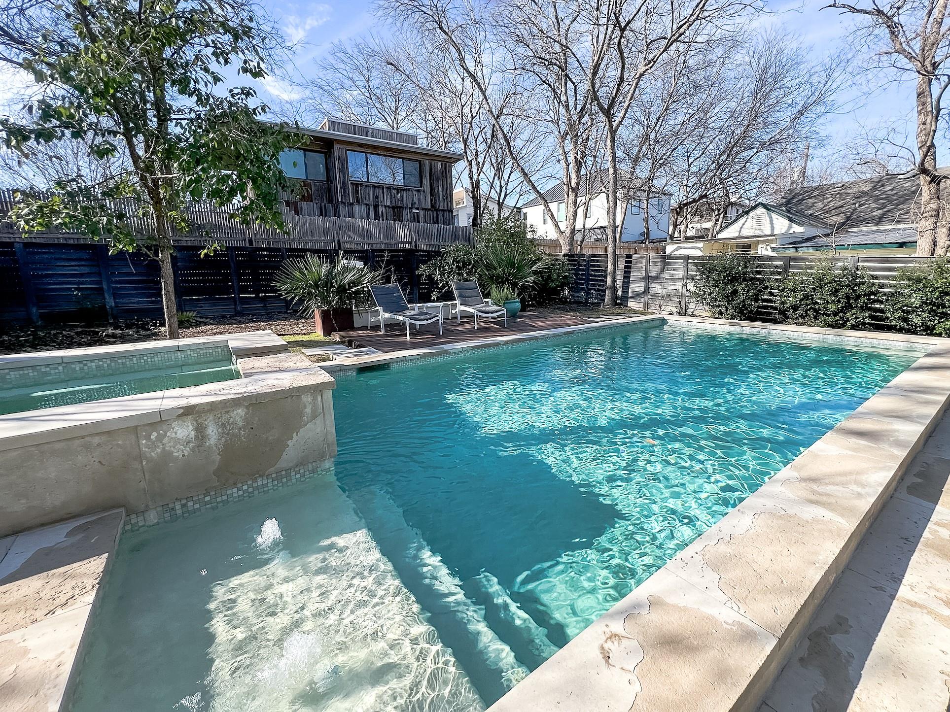 1304 Oxford Ave, Austin, TX 78704