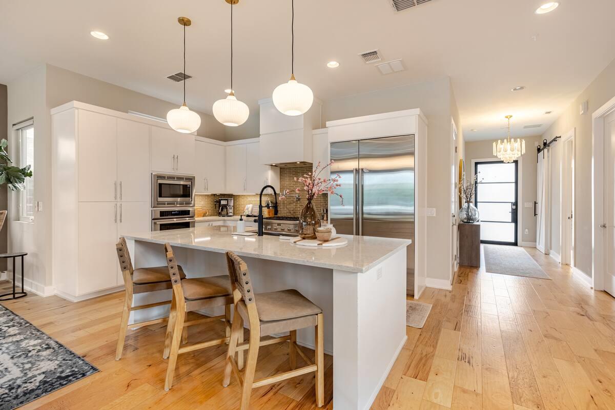 1304 Oxford Ave, Austin, TX 78704