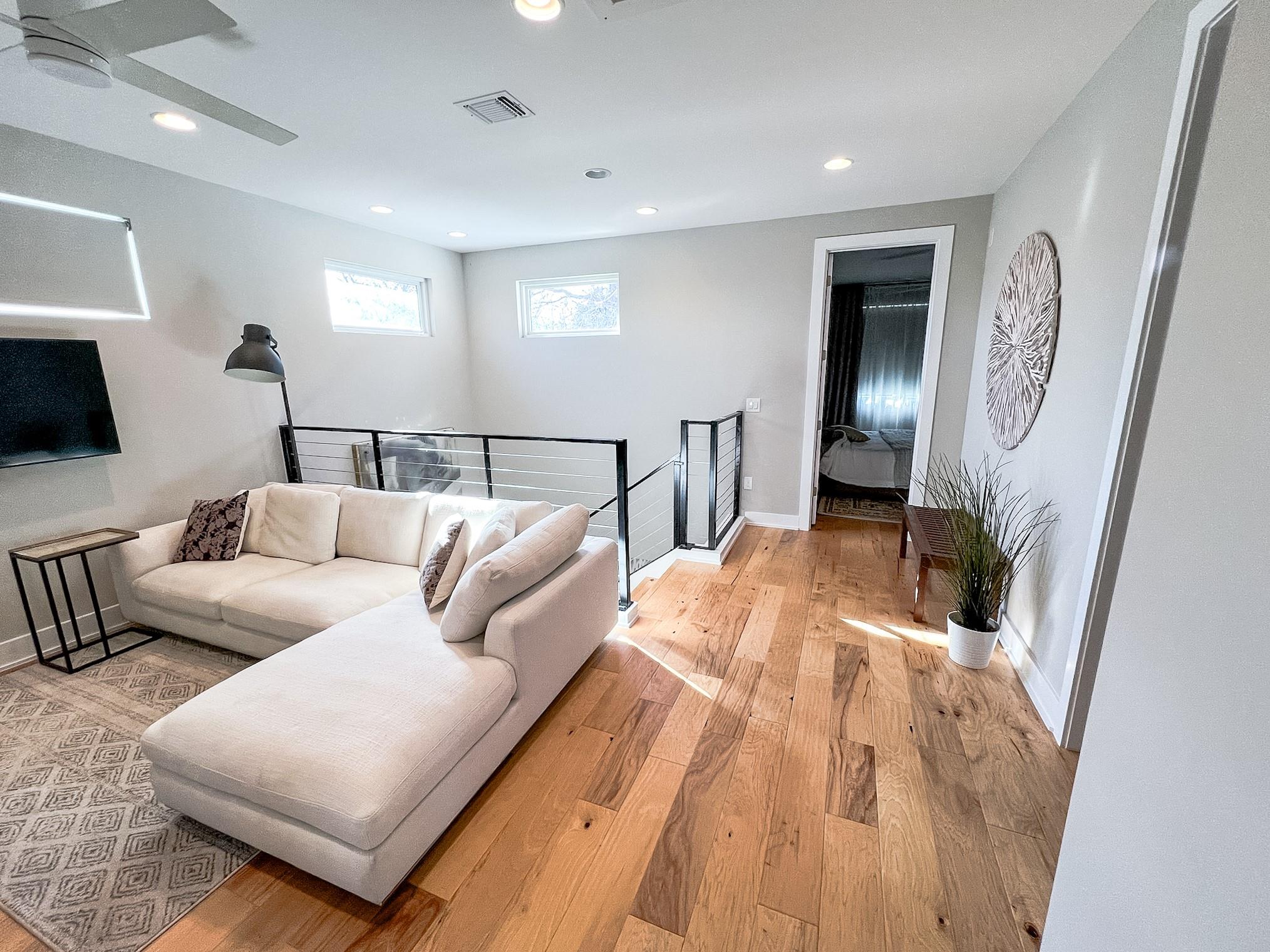 1304 Oxford Ave, Austin, TX 78704