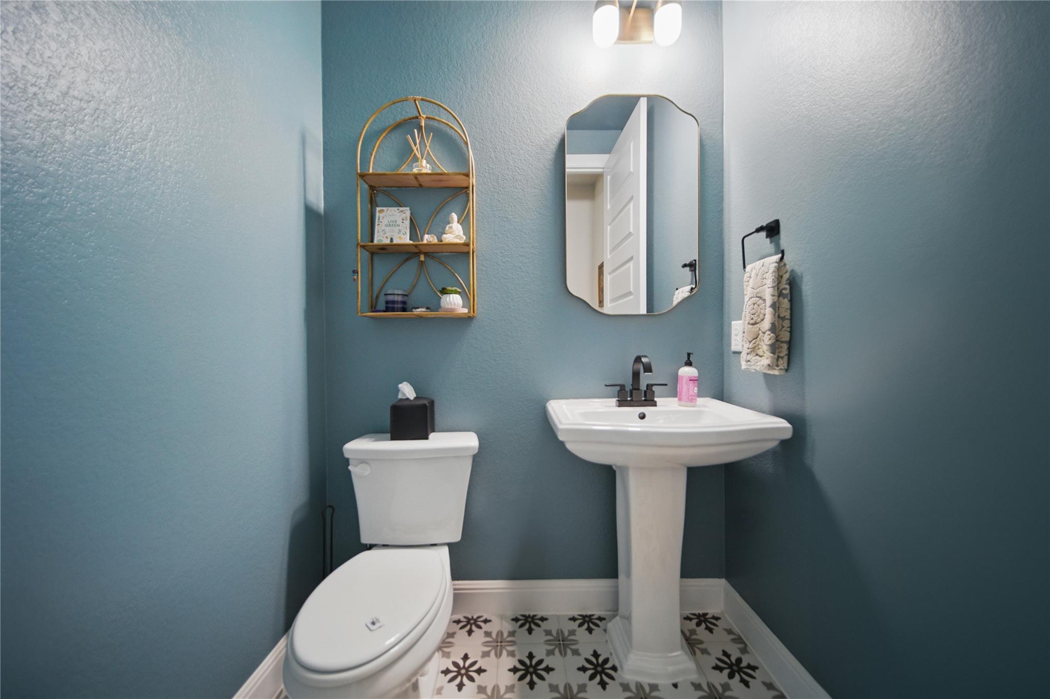 941 Linden Loop, Driftwood, TX 78619