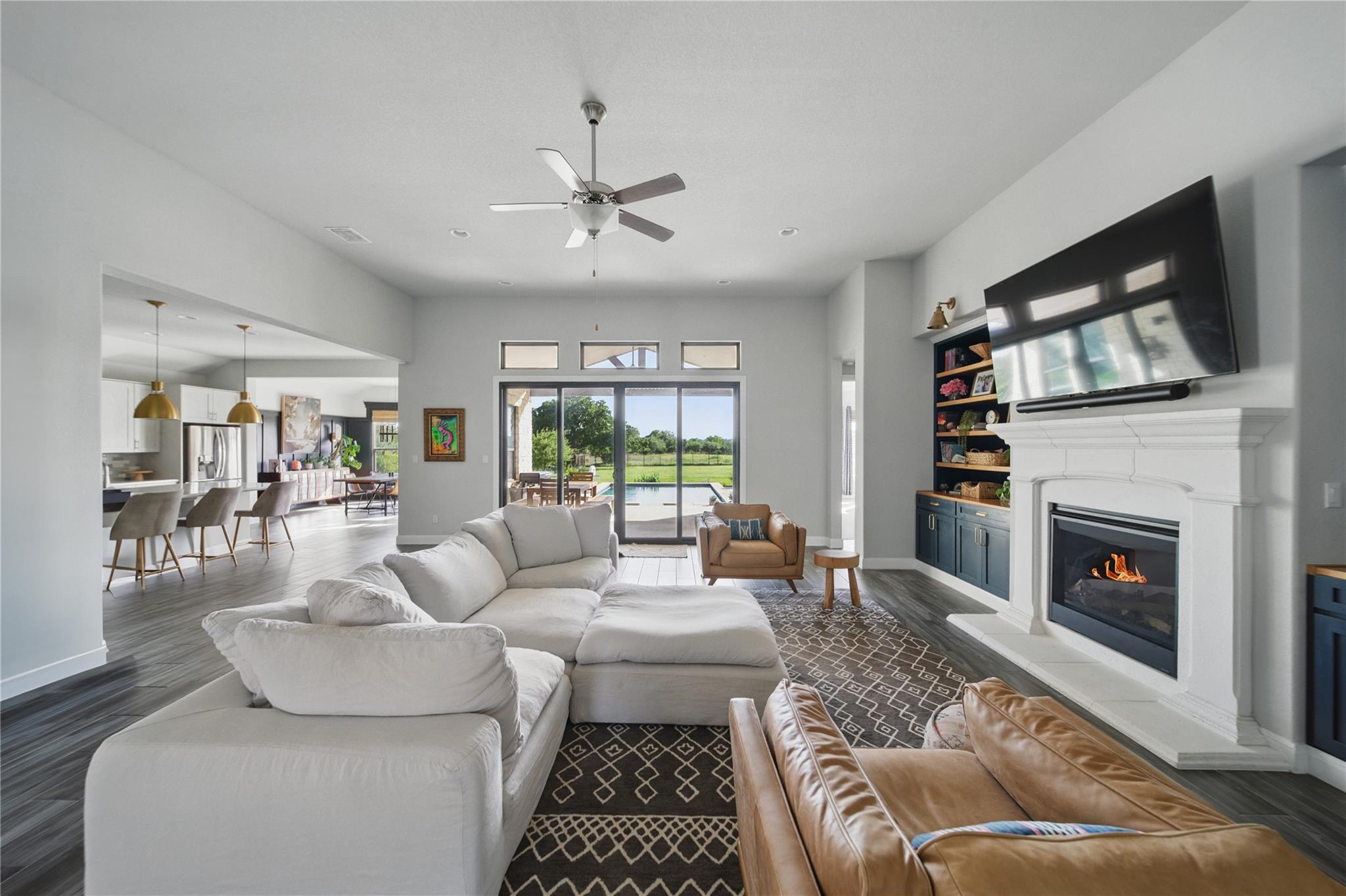 941 Linden Loop, Driftwood, TX 78619