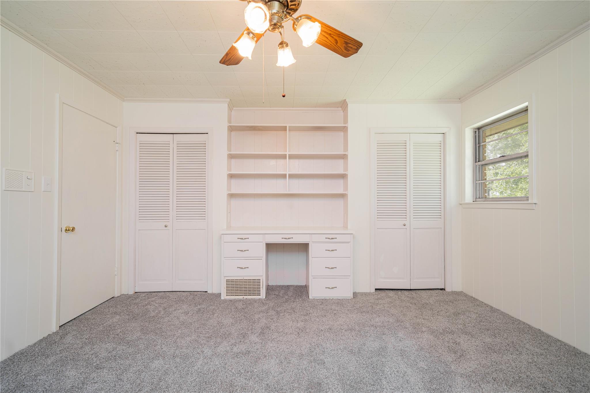 2208 US Highway 96 S, Center, TX 75935