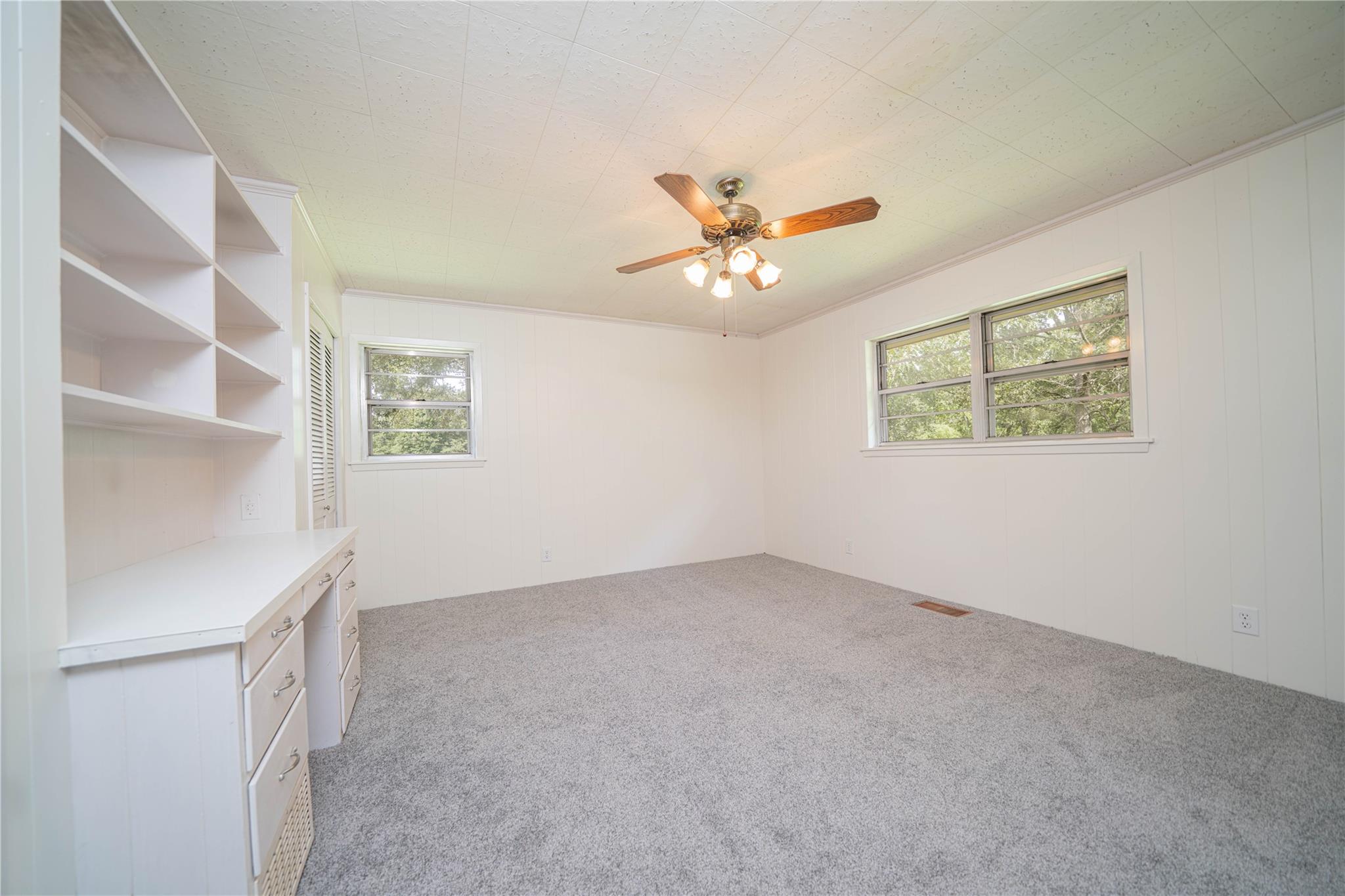 2208 US Highway 96 S, Center, TX 75935