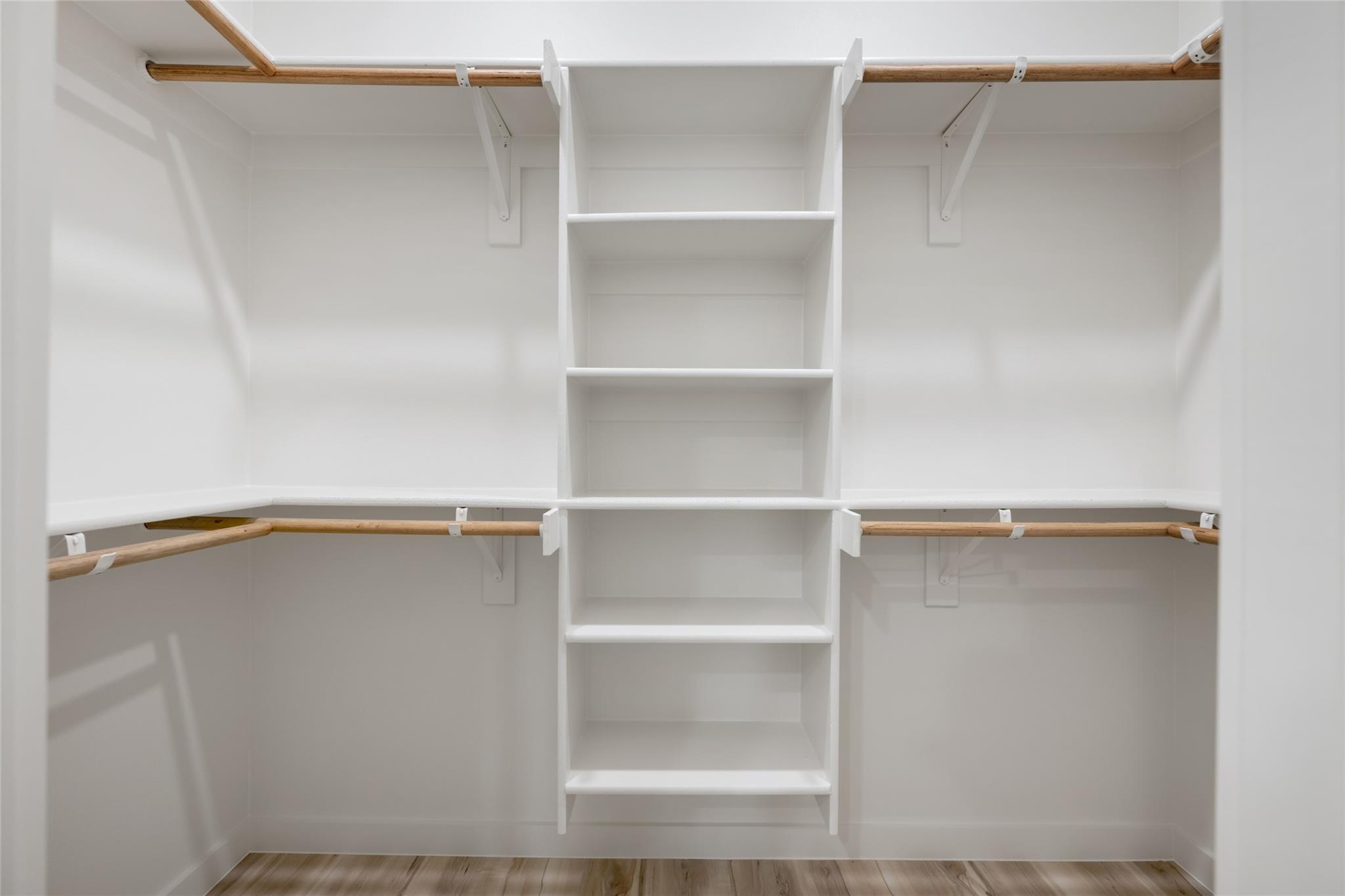 121 Mokolii Ct, Bastrop, TX 78602