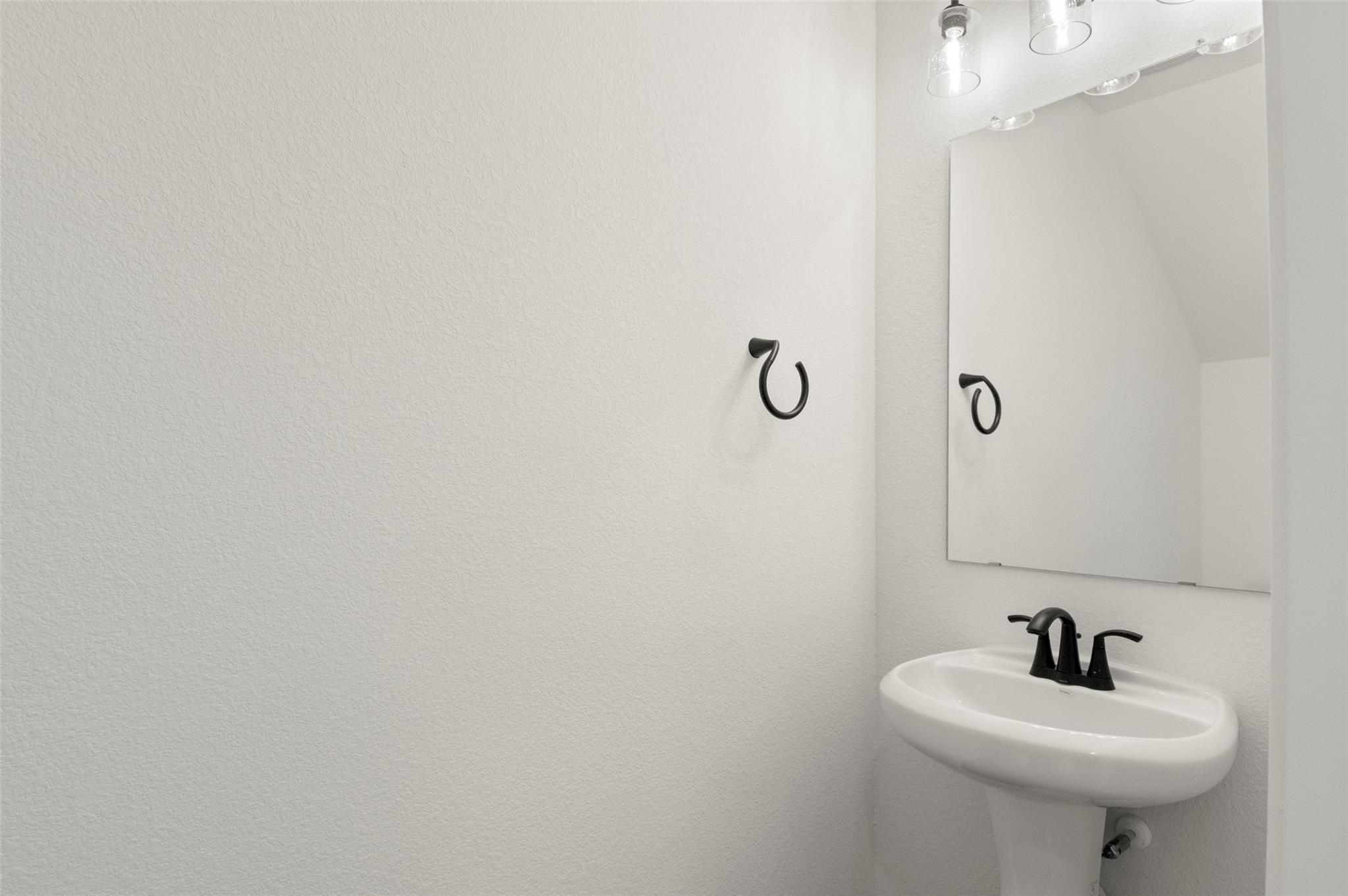 2776 Brand Iron Dr, San Marcos, TX 78666