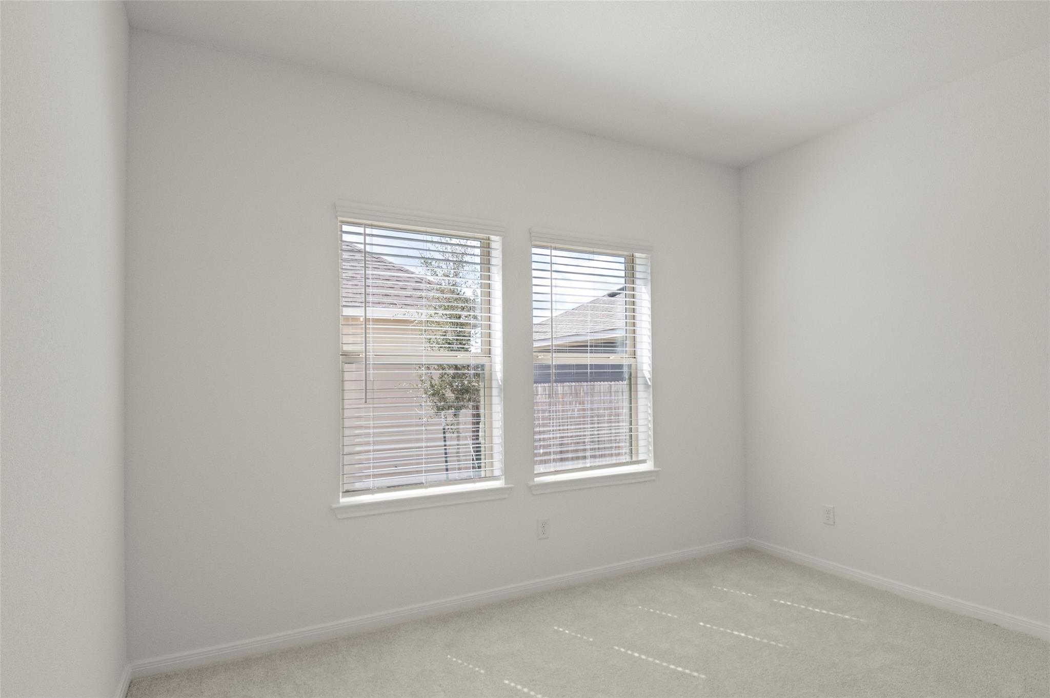 2776 Brand Iron Dr, San Marcos, TX 78666