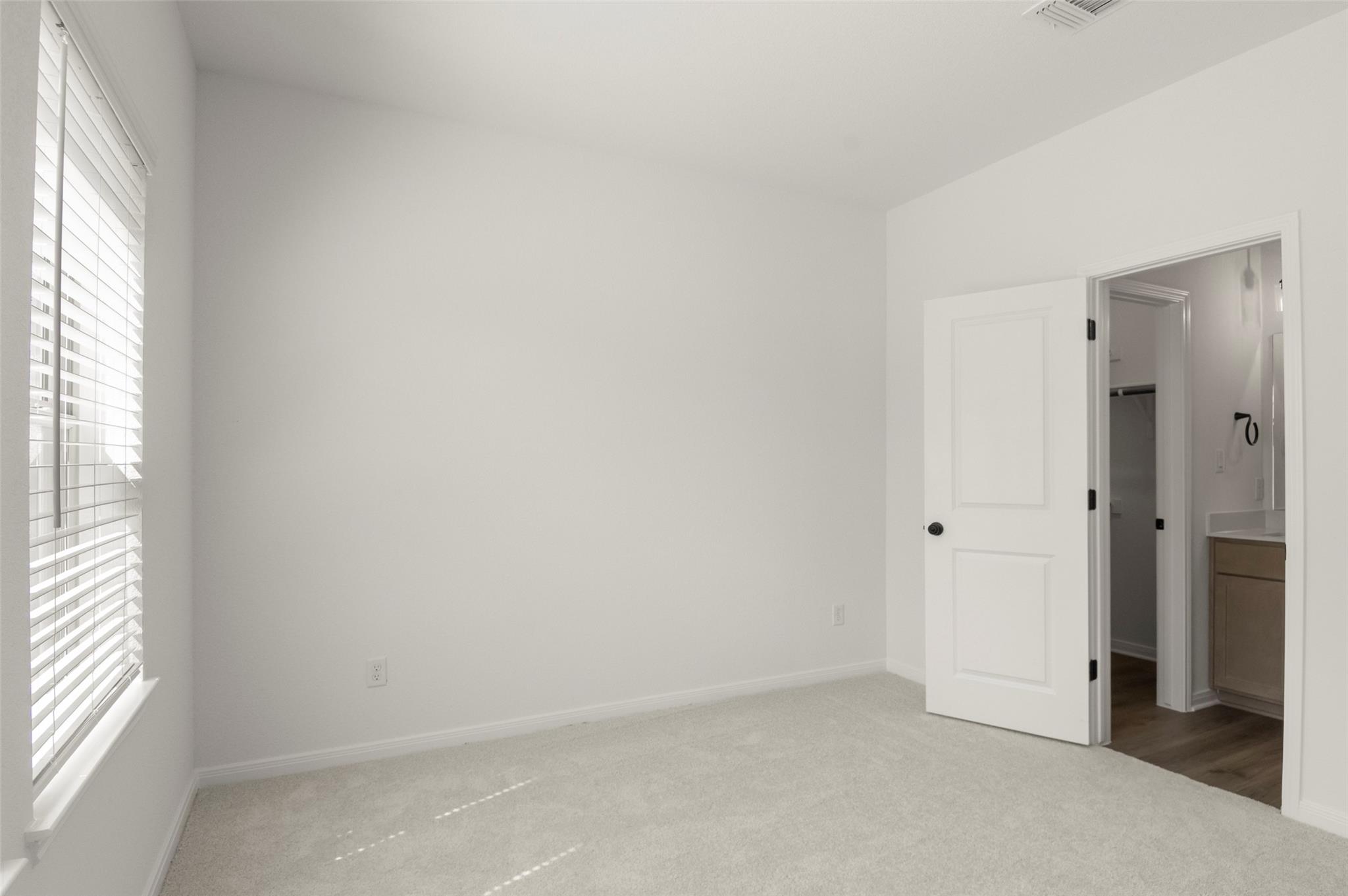 2776 Brand Iron Dr, San Marcos, TX 78666