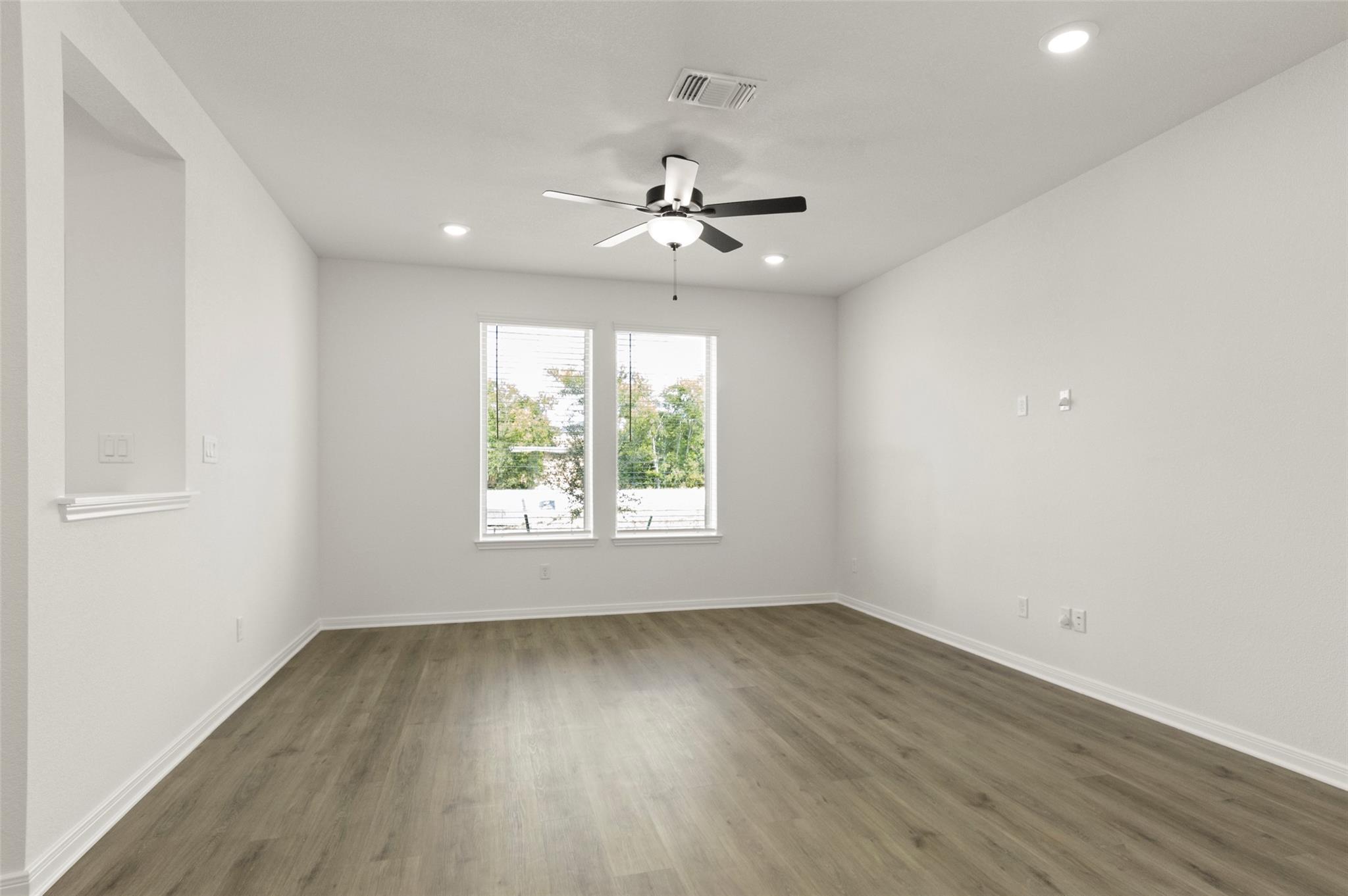 2776 Brand Iron Dr, San Marcos, TX 78666