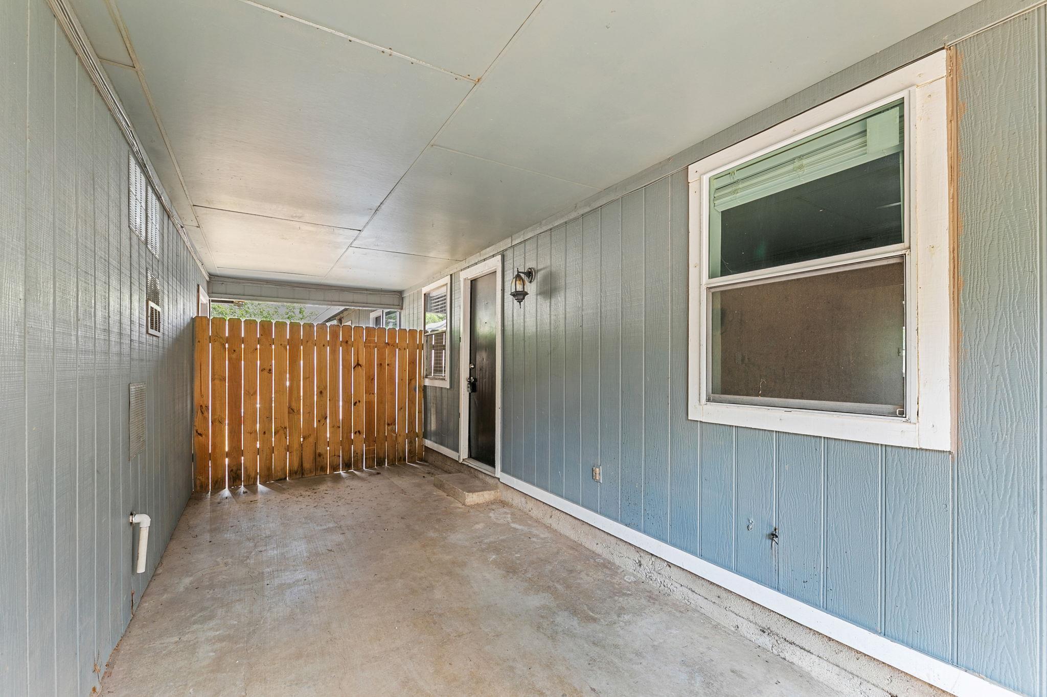 2011 E Stassney Ln # B, Austin, TX 78744