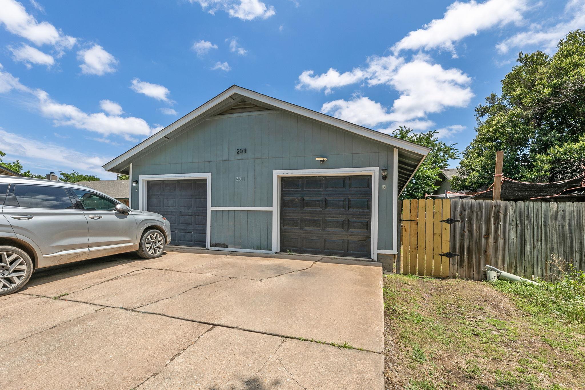 2011 E Stassney Ln # B, Austin, TX 78744