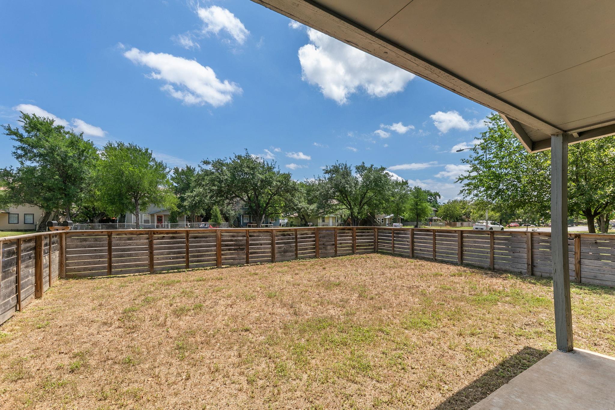 2011 E Stassney Ln # B, Austin, TX 78744