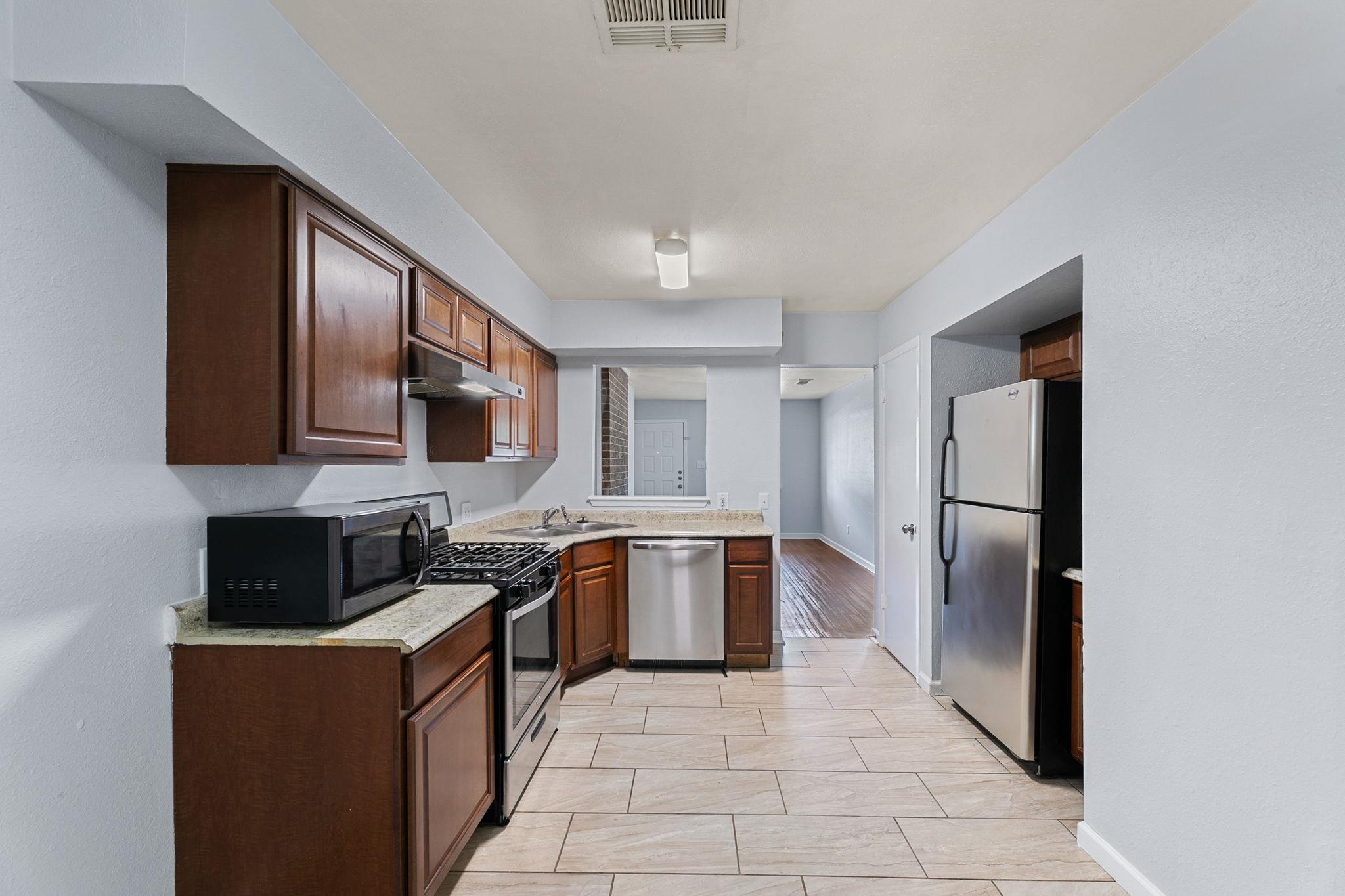2011 E Stassney Ln # B, Austin, TX 78744