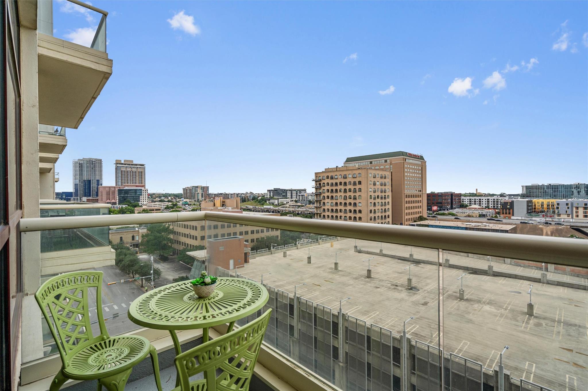 555 E 5th St # 825, Austin, TX 78701